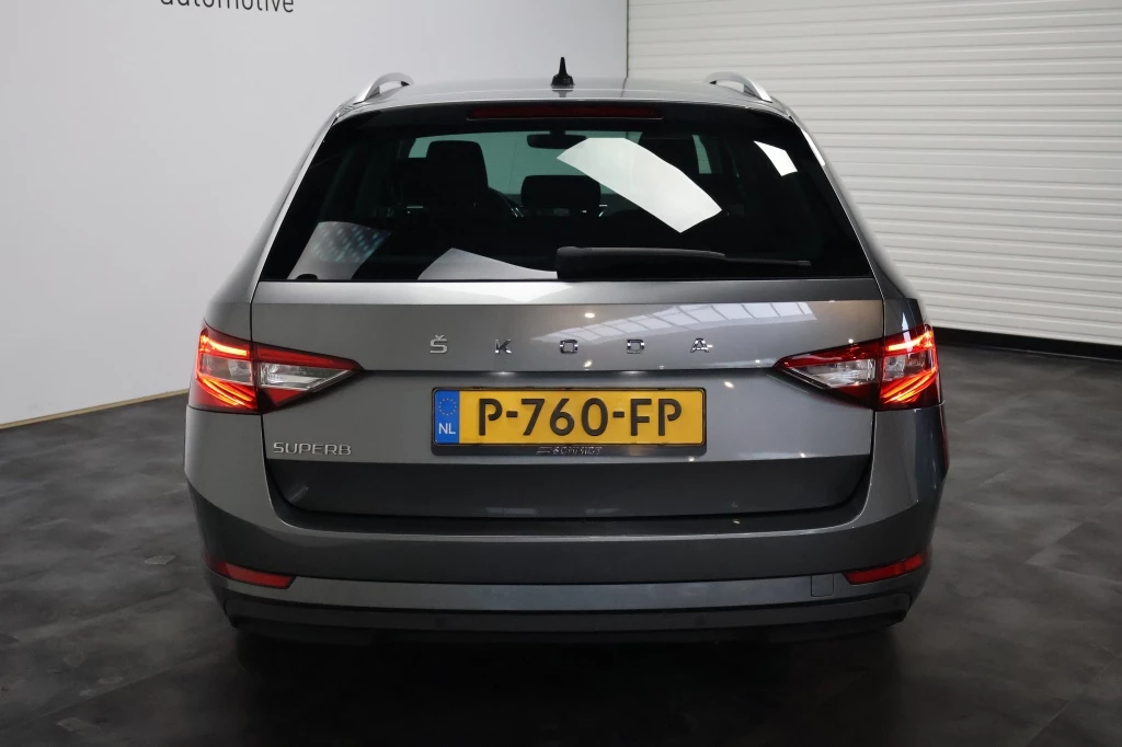 Hoofdafbeelding Škoda Superb