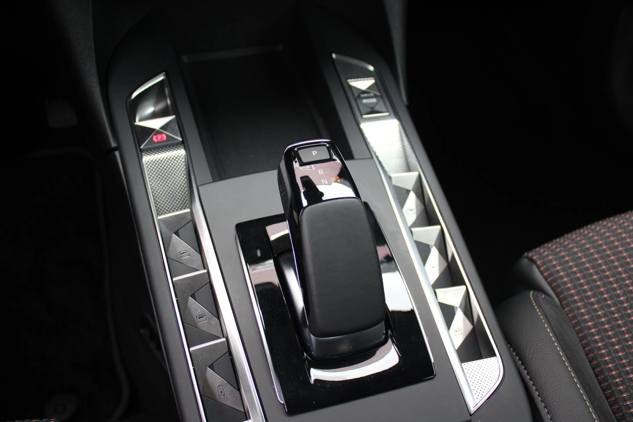 Hoofdafbeelding DS DS 3