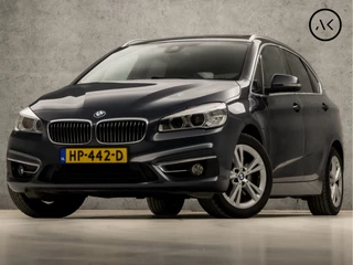 BMW 2 Serie Active Tourer 225xe High Executive 225Pk Automaat (PANORAMADAK, GROOT NAVI, HEAD-UP DISPLAY, LEDER, STOELVERWARMING, ADAPTIVE CRUISE, SPORTSTOELEN, GETINT GLAS, NIEUWE APK, CRUISE, ZWART HEMEL, NIEUWSTAAT)