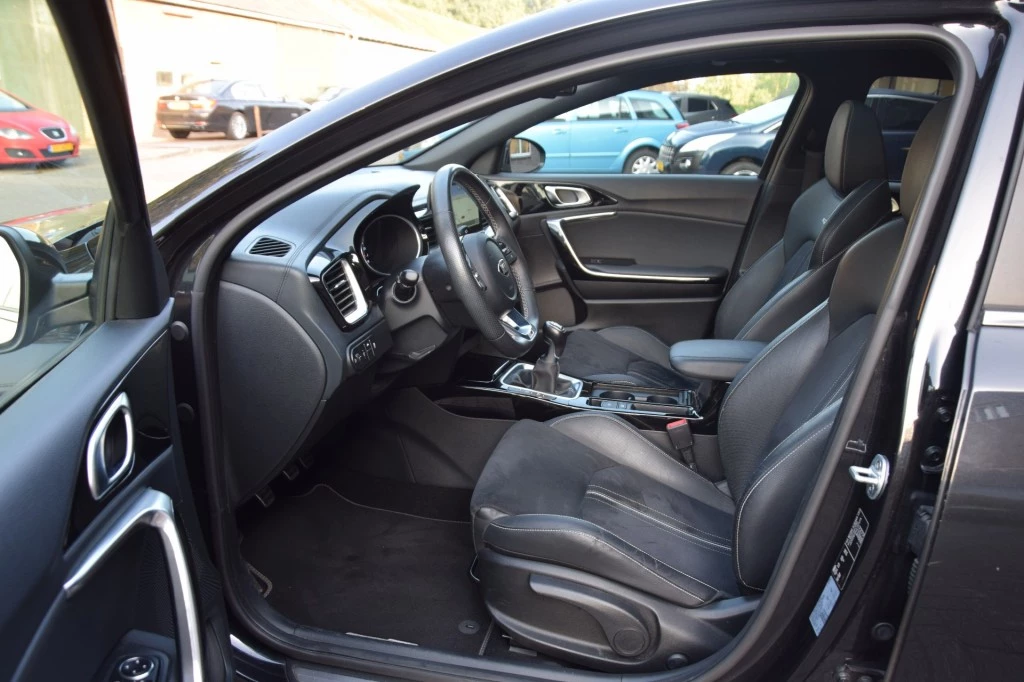 Hoofdafbeelding Kia Ceed