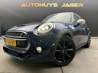 Hoofdafbeelding MINI Cooper S Mini Mini 2.0 Cooper S Pepper Automaat