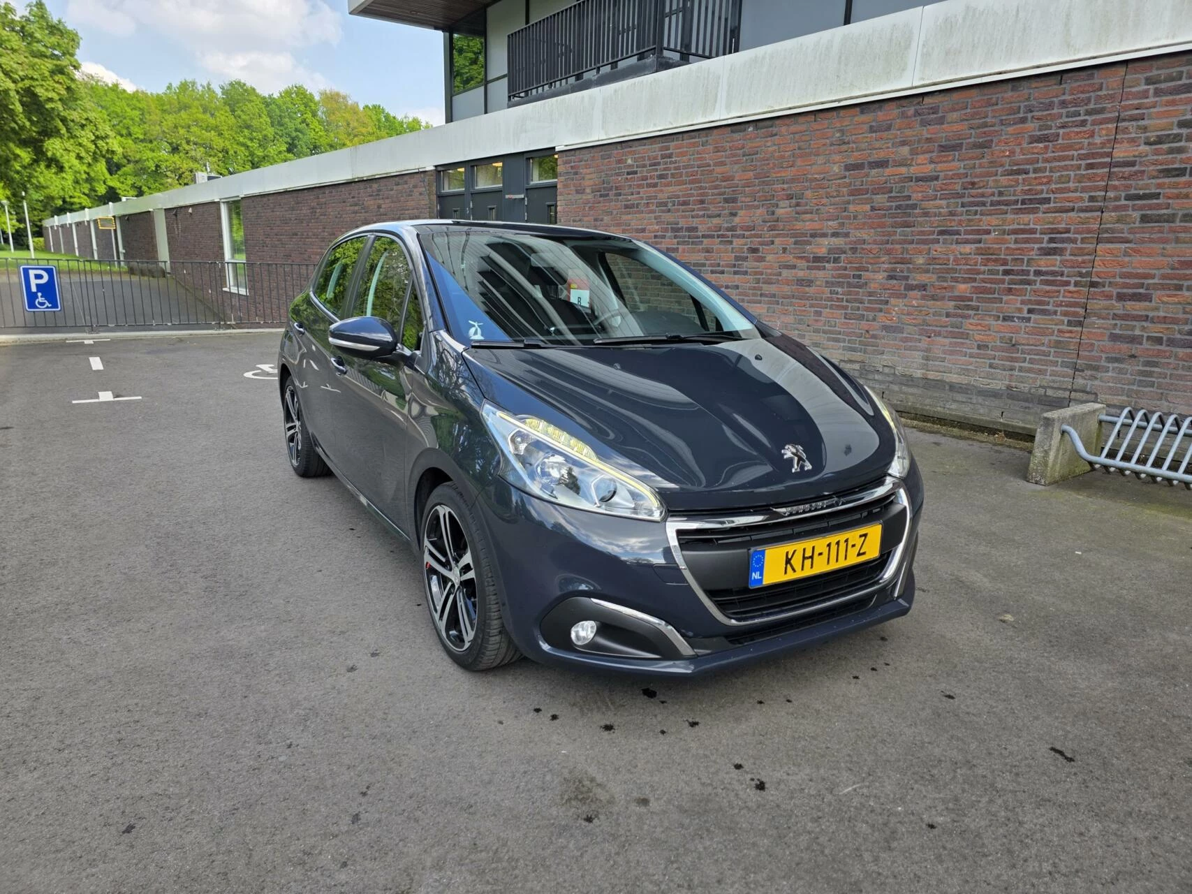 Hoofdafbeelding Peugeot 208