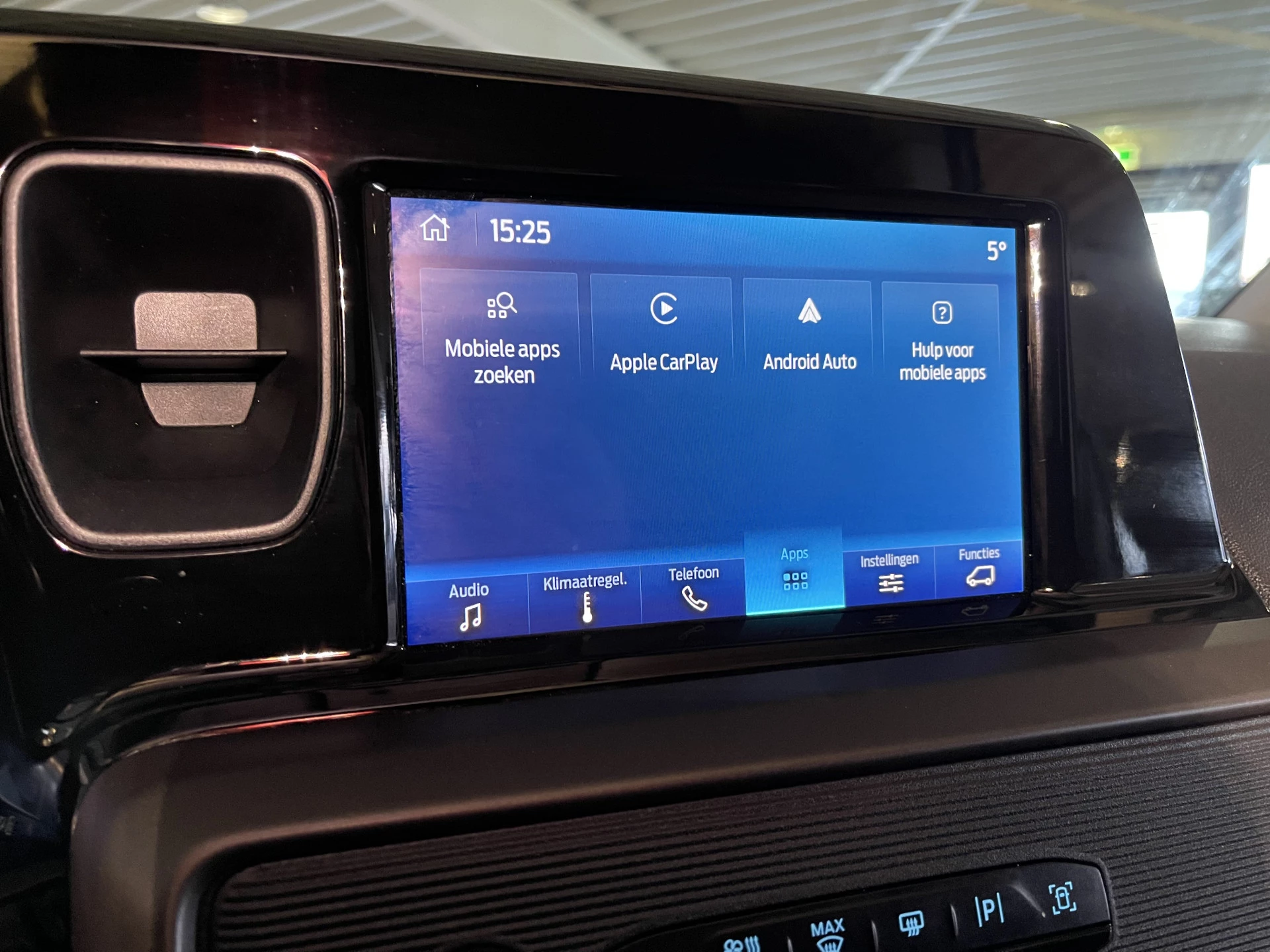 Hoofdafbeelding Ford Transit Courier