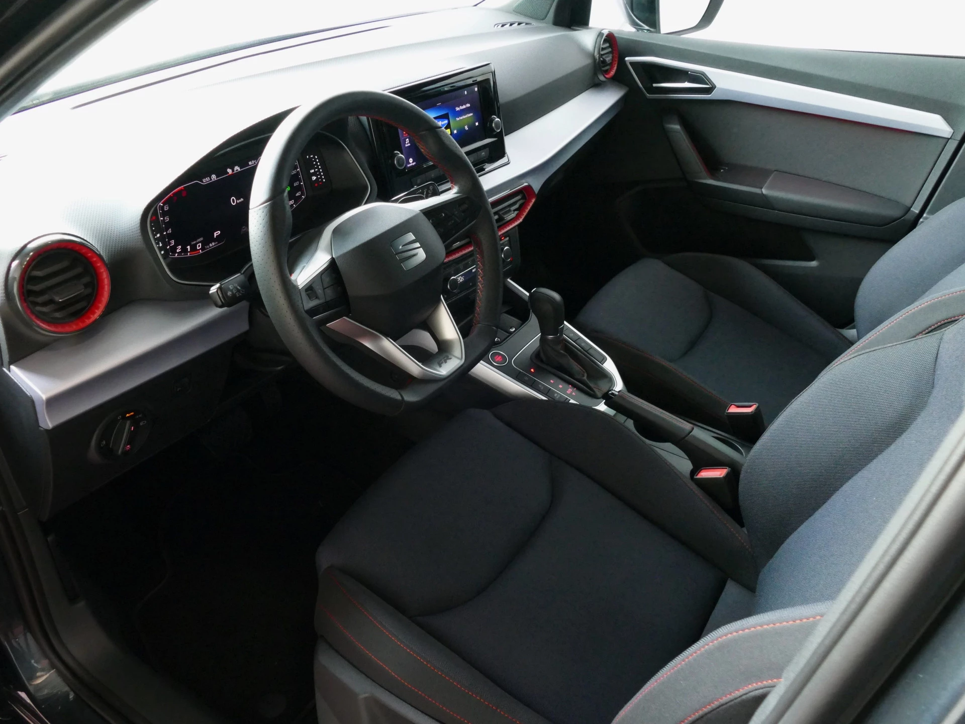 Hoofdafbeelding SEAT Arona