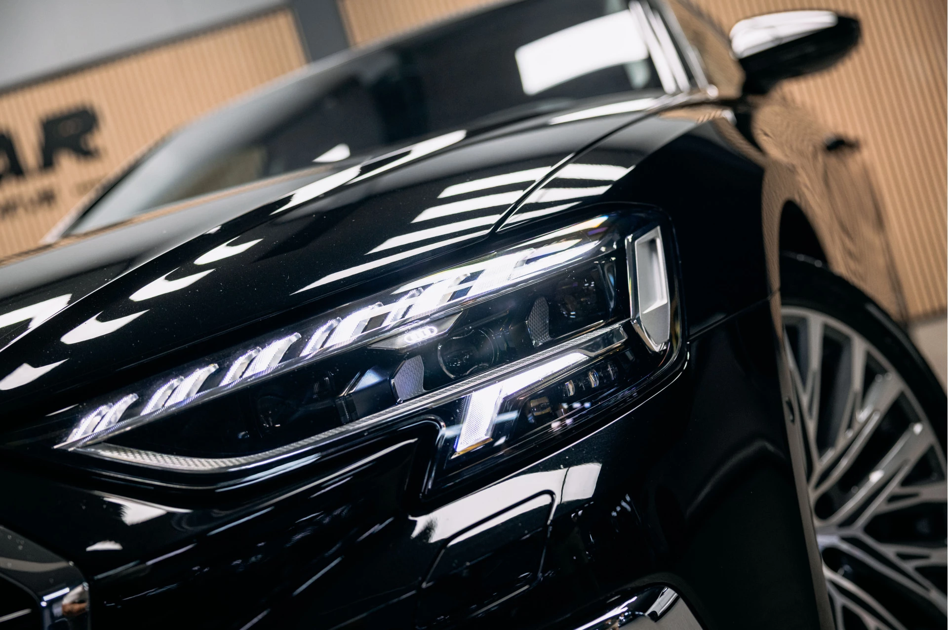 Hoofdafbeelding Audi A8