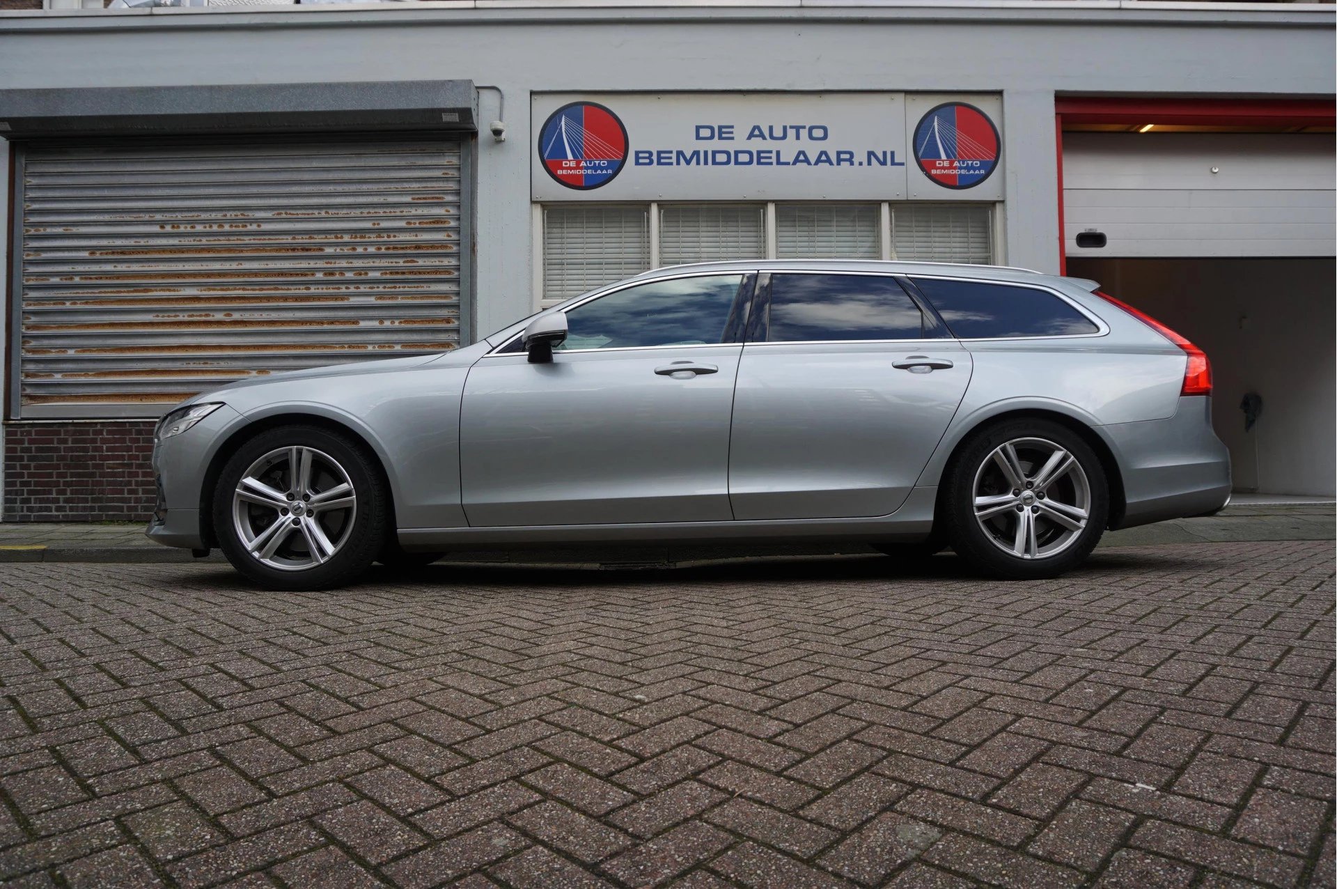 Hoofdafbeelding Volvo V90