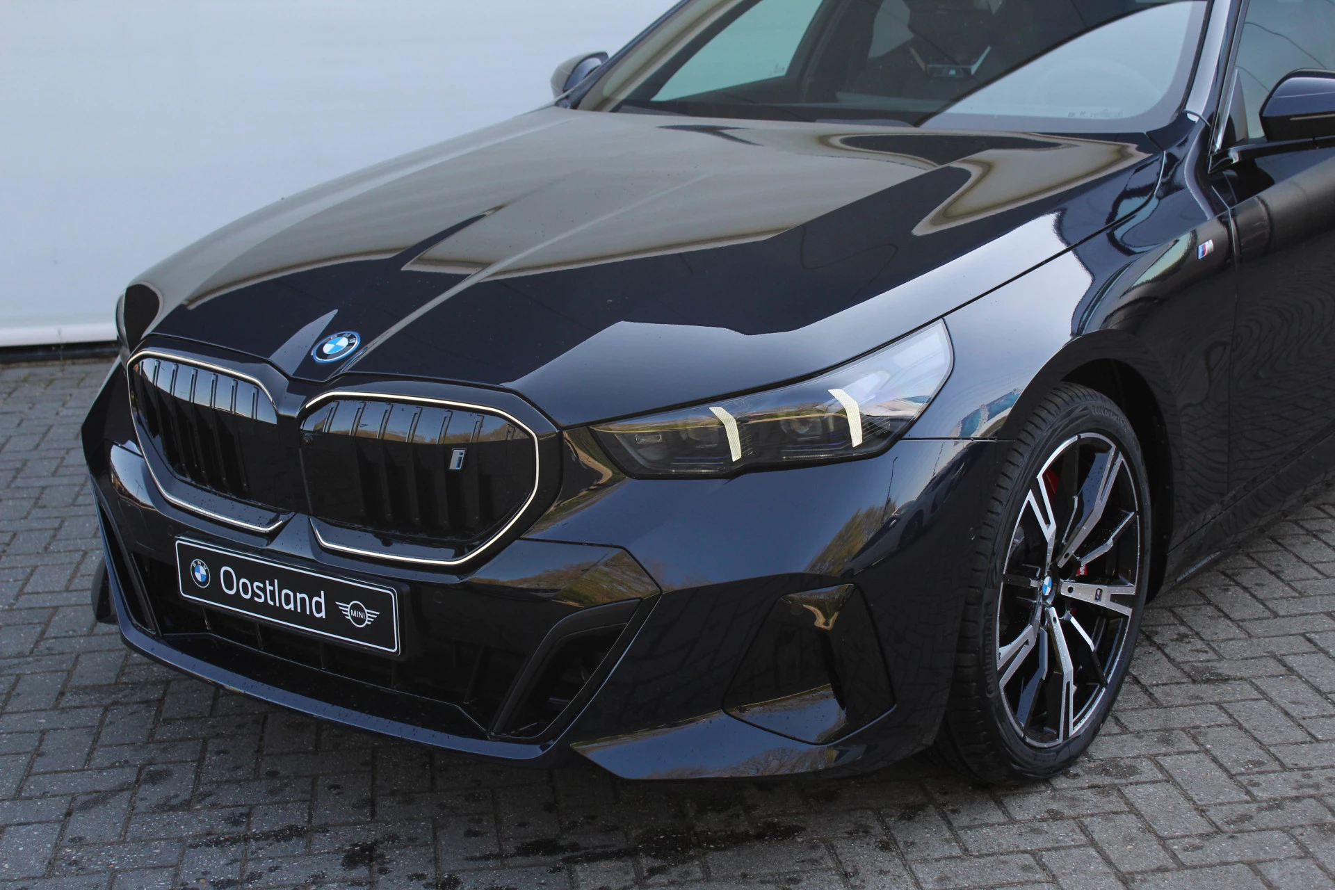 Hoofdafbeelding BMW i5