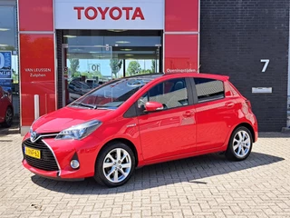 Toyota Yaris 1.5 Hybrid Dynamic NAVIGATIE ACHTERUITRIJCAMERA CRUISE CONTROL DEALER ONDERHOUDEN