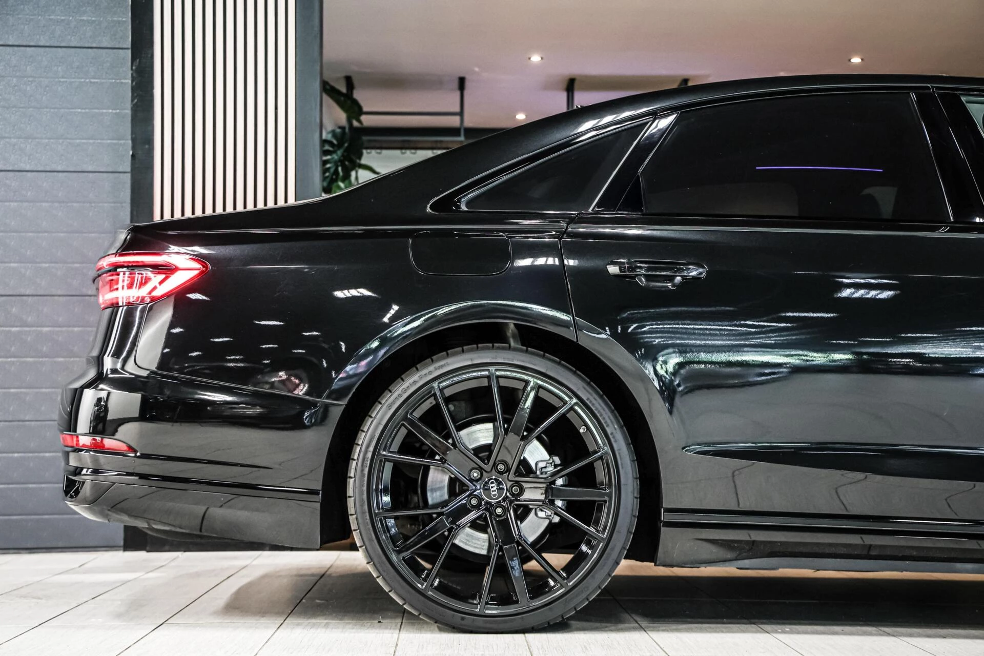 Hoofdafbeelding Audi A8