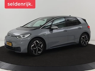 Volkswagen ID.3 First Plus 58 kWh | Trekhaak |  Stoel & stuurverwarming | Matrix LED | Camera | Carplay | Sfeerverlichting | Adaptive cruise | Keyless | Navigatie | Climate control | Parkeerhulp