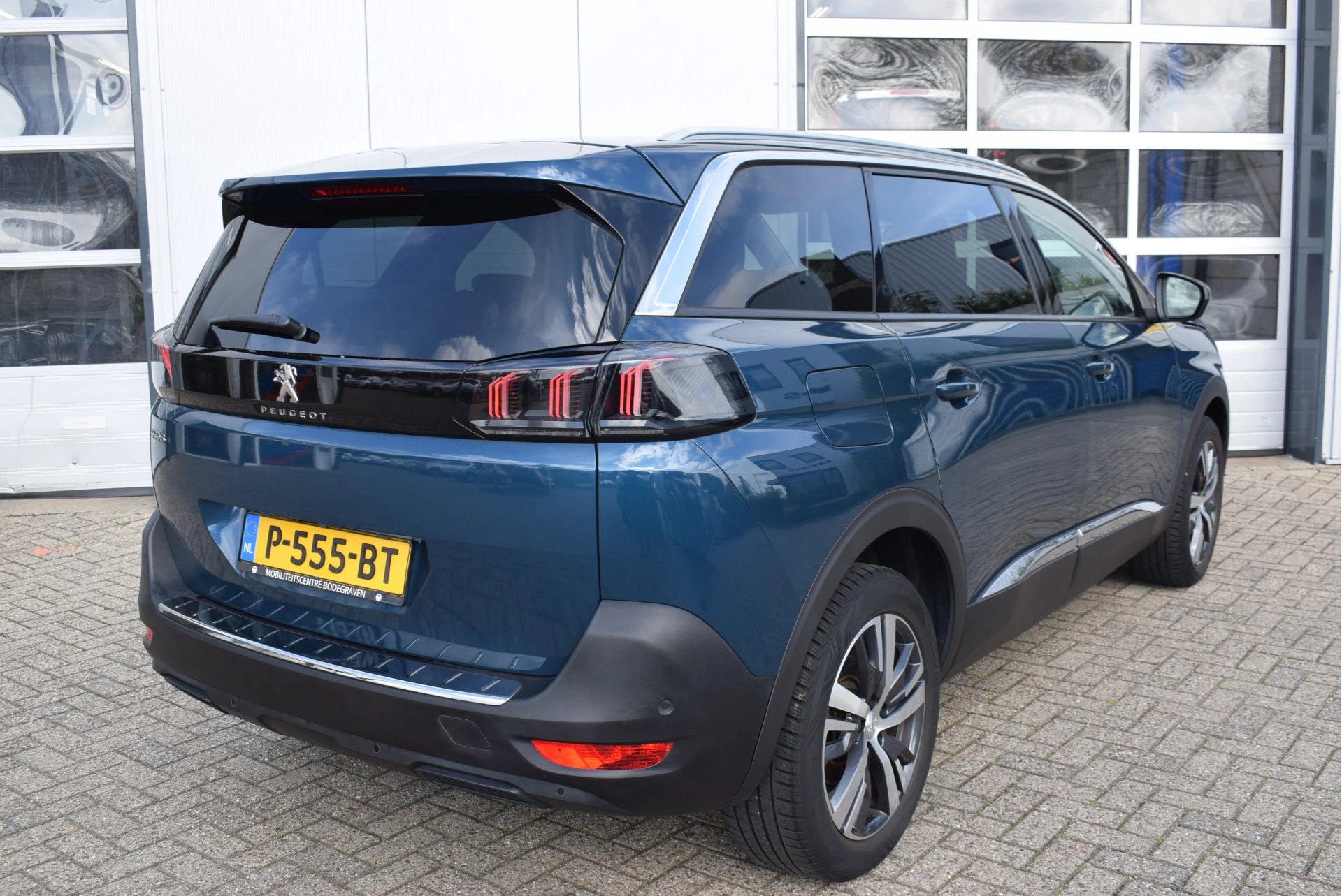 Hoofdafbeelding Peugeot 5008