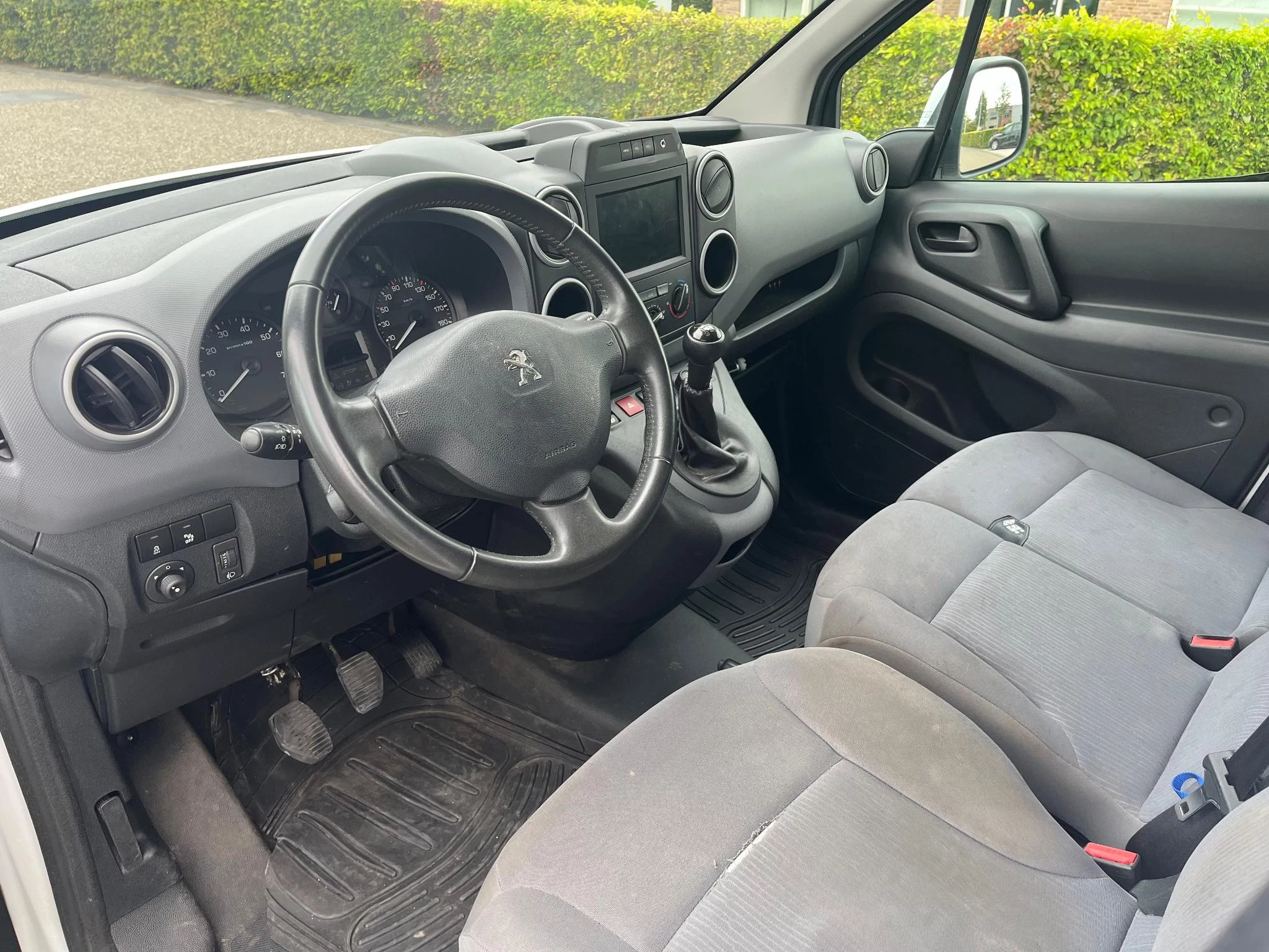 Hoofdafbeelding Peugeot Partner