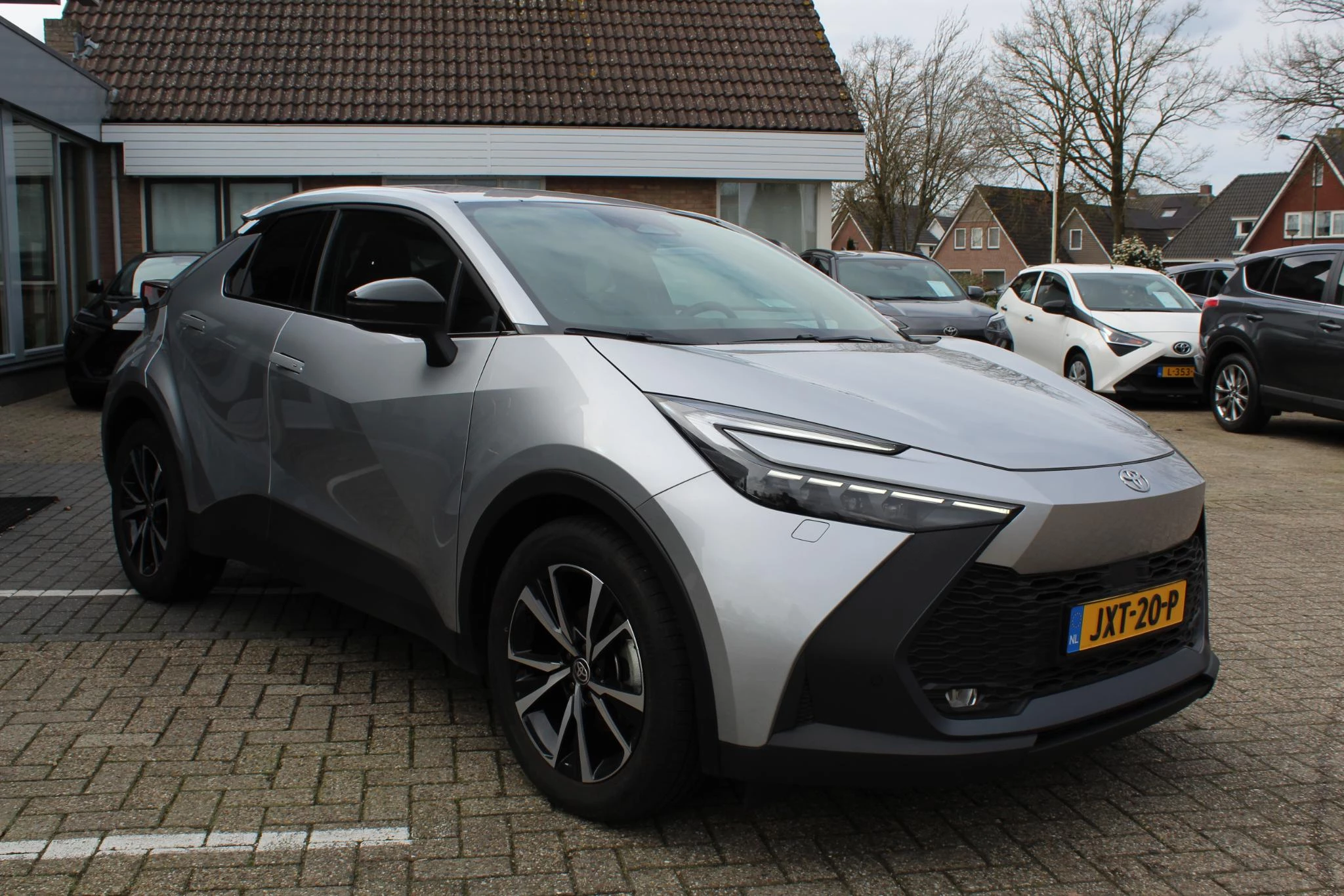 Hoofdafbeelding Toyota C-HR