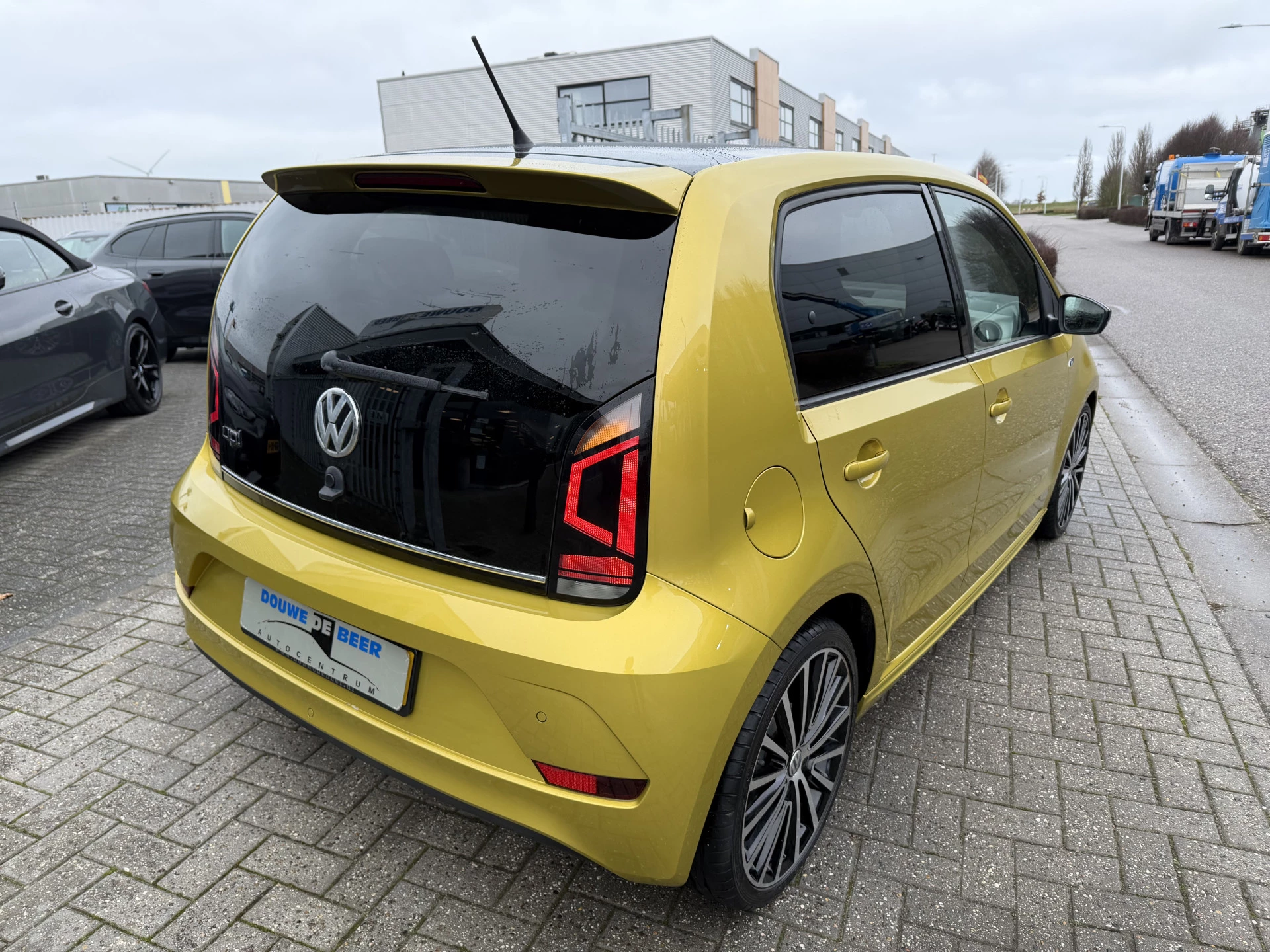Hoofdafbeelding Volkswagen up!