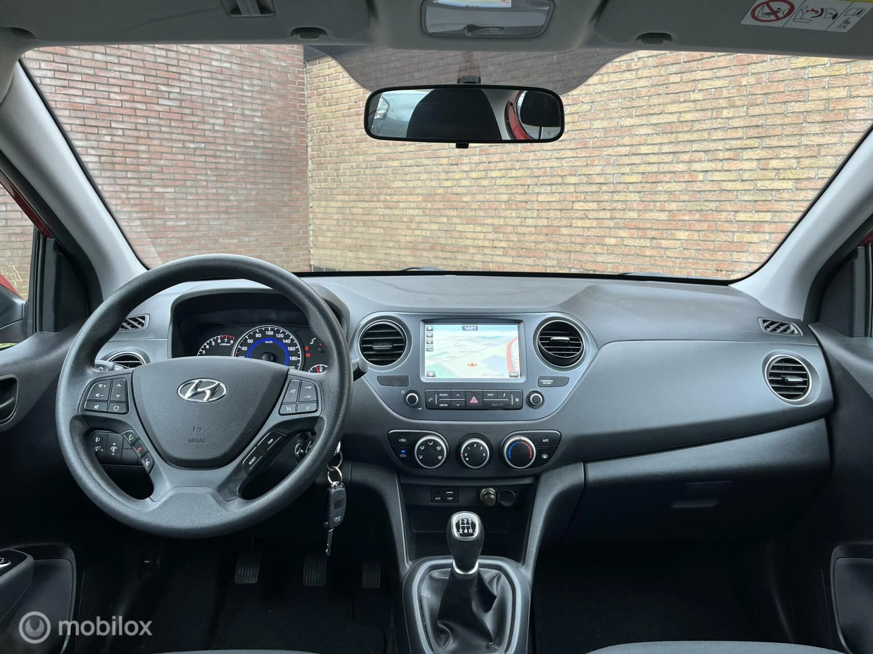 Hoofdafbeelding Hyundai i10