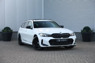 BMW 3 Serie Touring 330e M-Sport LCI 292PK Pano/HUD/H&K/Stuurvw/Cam