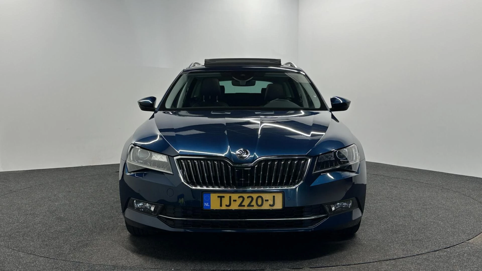 Hoofdafbeelding Škoda Superb