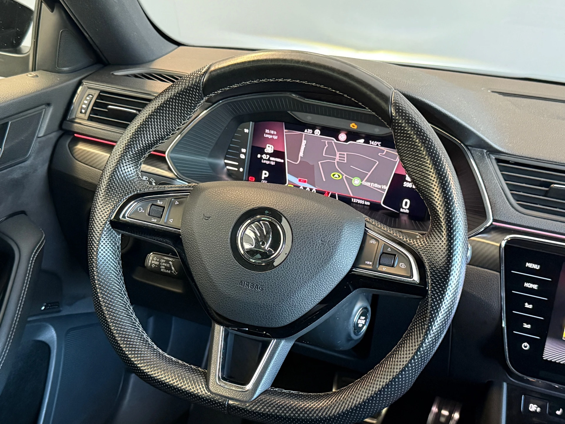 Hoofdafbeelding Škoda Superb