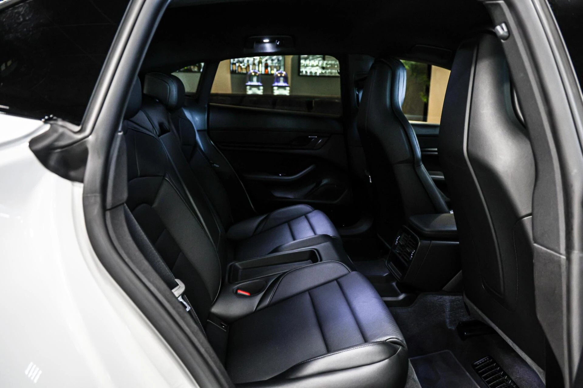 Hoofdafbeelding Porsche Taycan