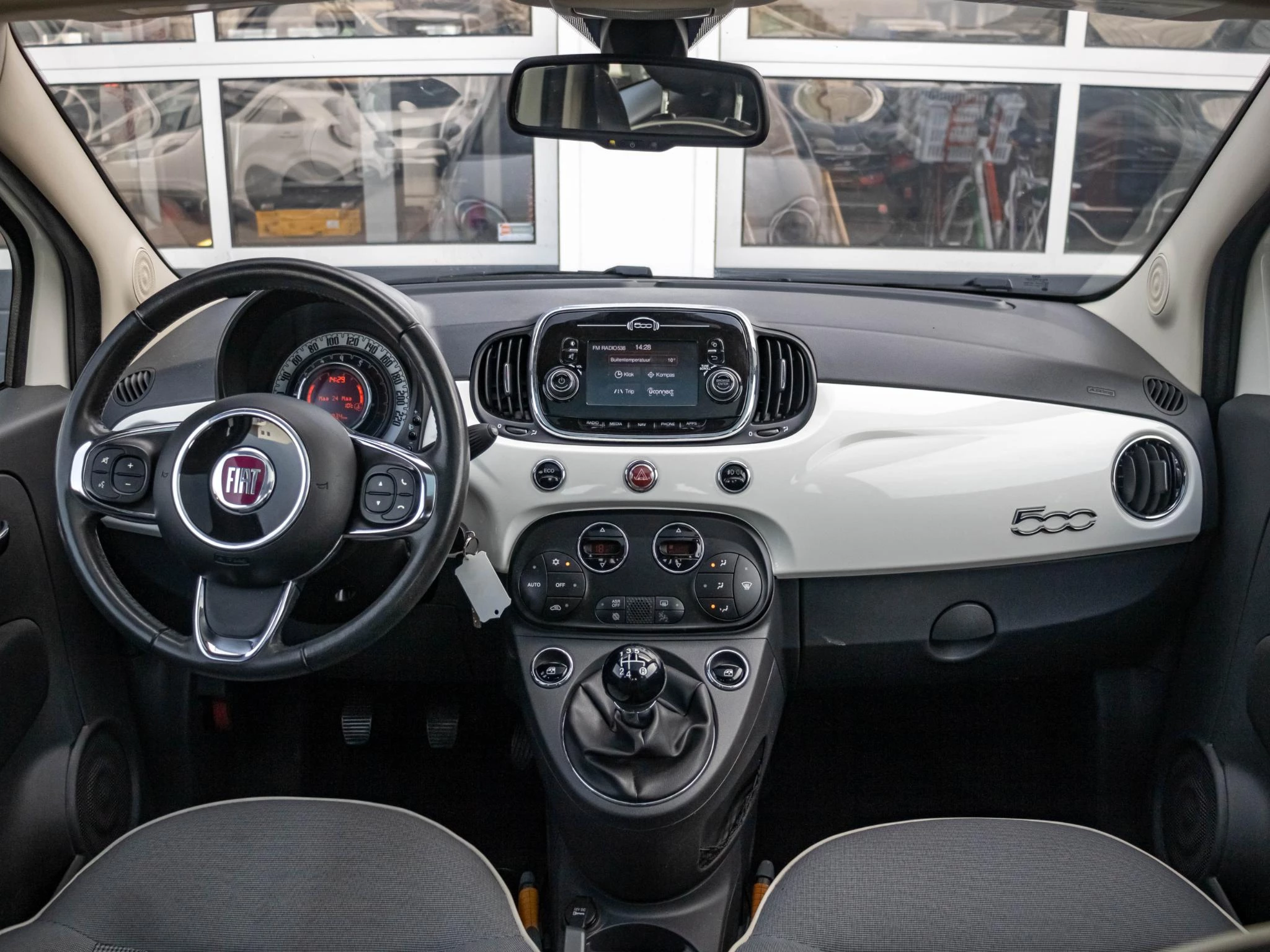 Hoofdafbeelding Fiat 500