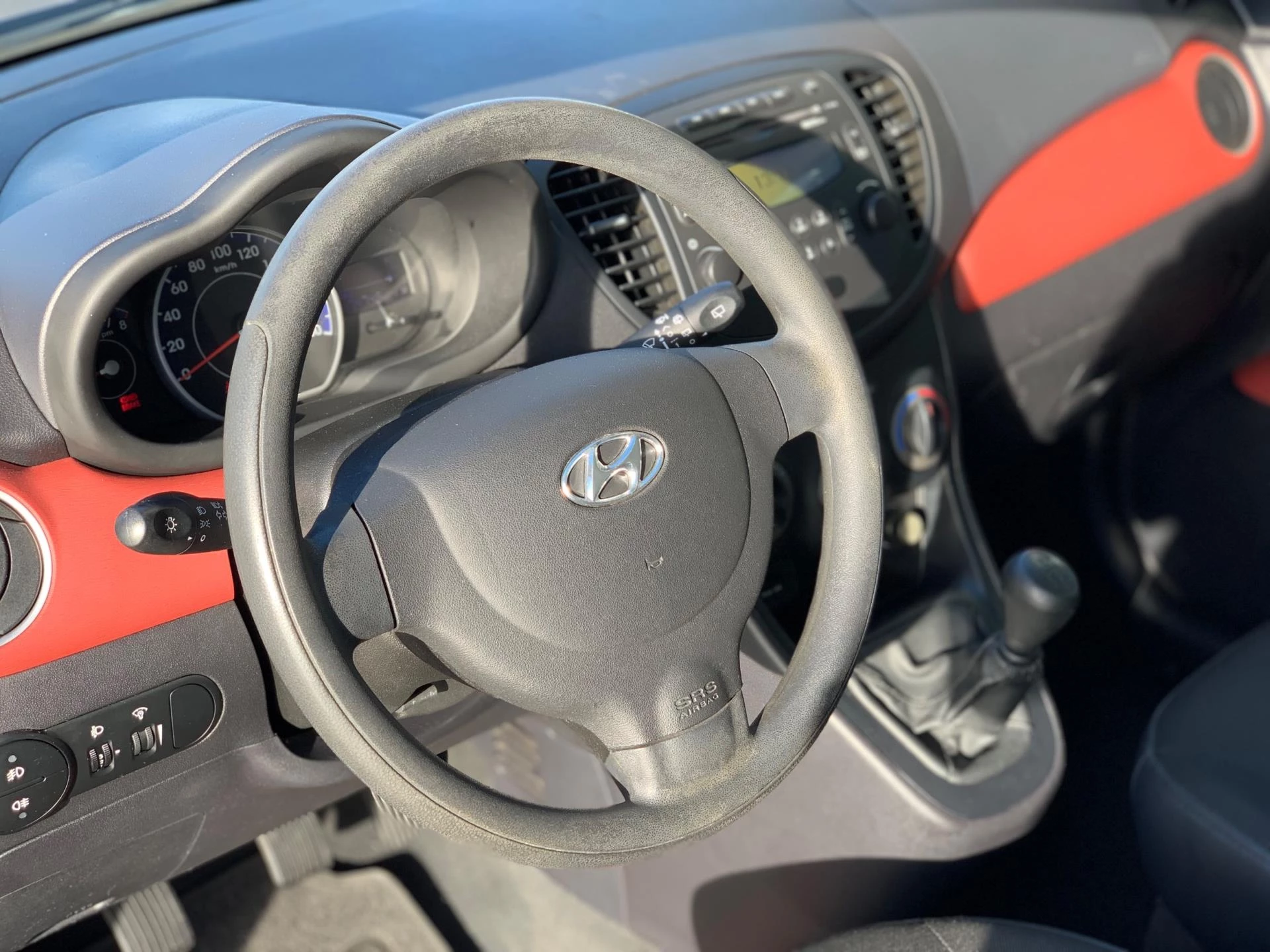Hoofdafbeelding Hyundai i10