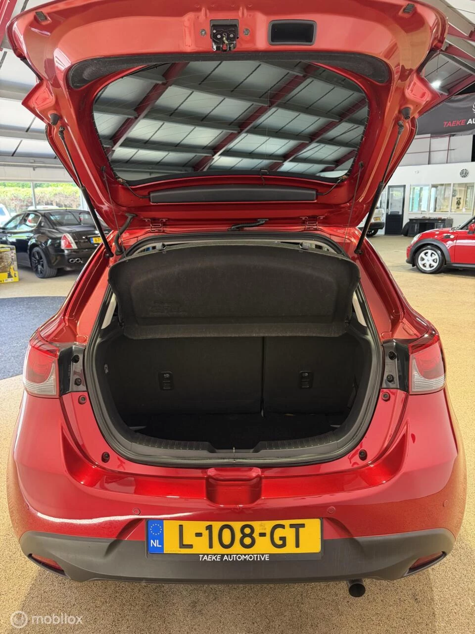 Hoofdafbeelding Mazda 2