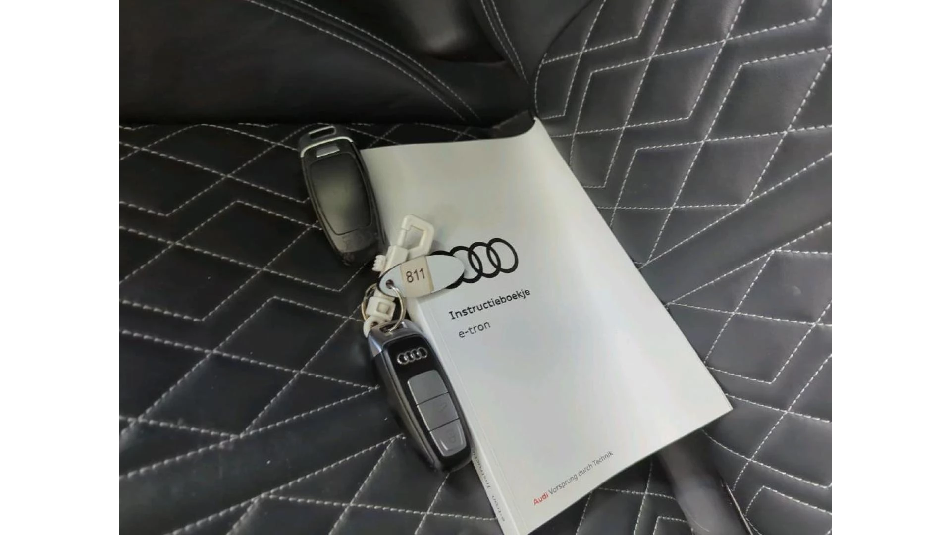 Hoofdafbeelding Audi e-tron