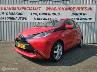 Hoofdafbeelding Toyota Aygo Toyota Aygo 1.0 VVT-i x-play I El.-pakket I NAP 29995km!