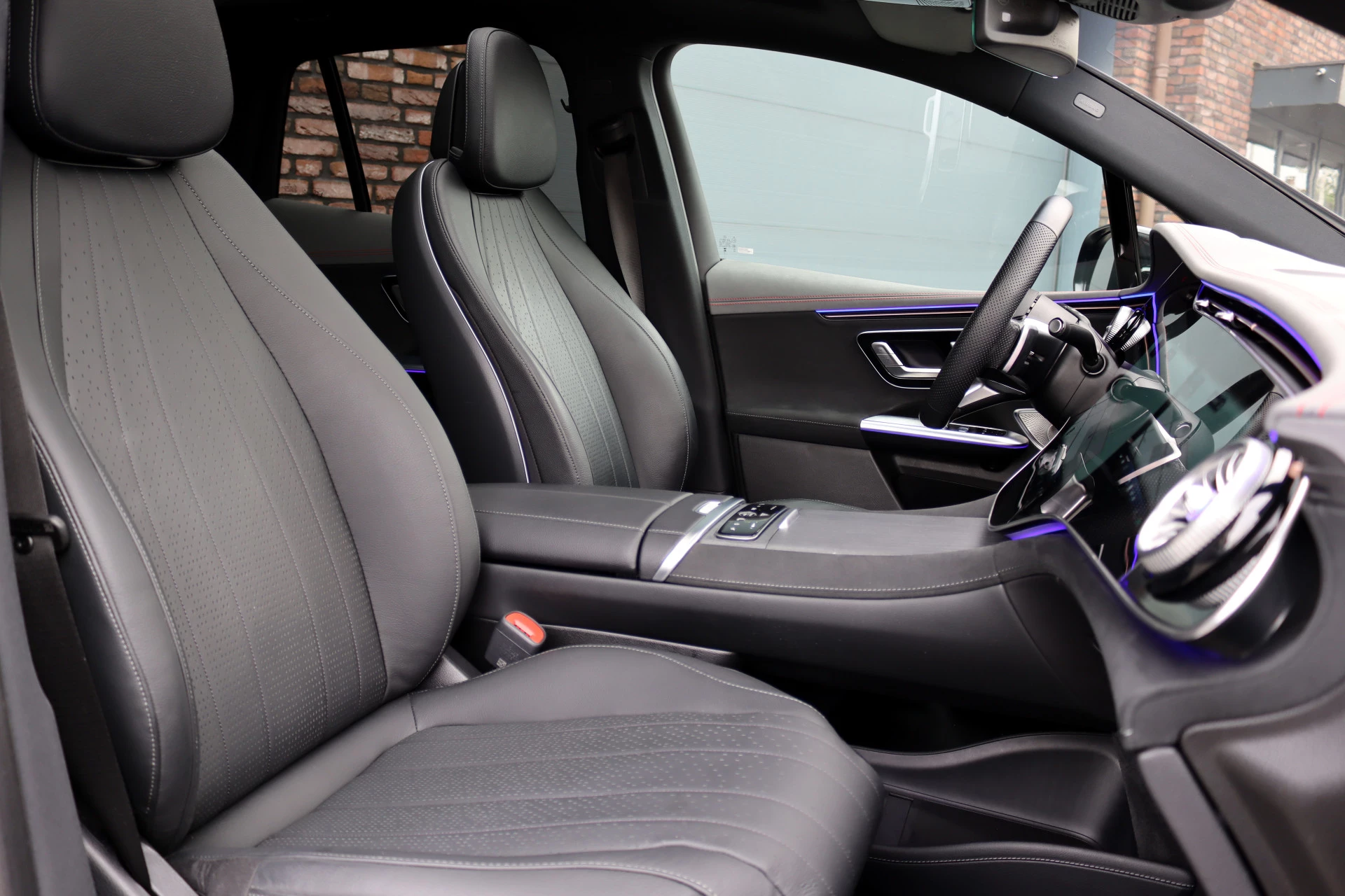 Hoofdafbeelding Mercedes-Benz EQE
