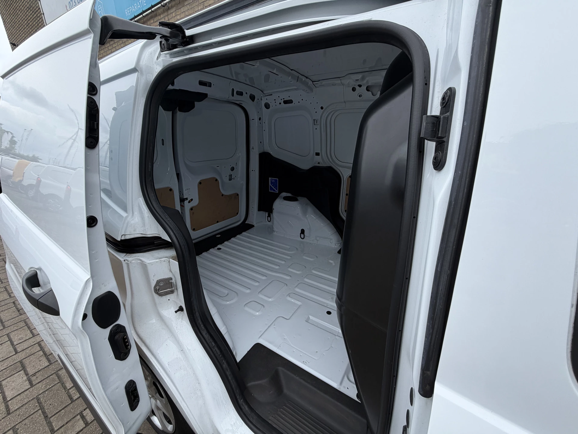 Hoofdafbeelding Ford Transit Courier
