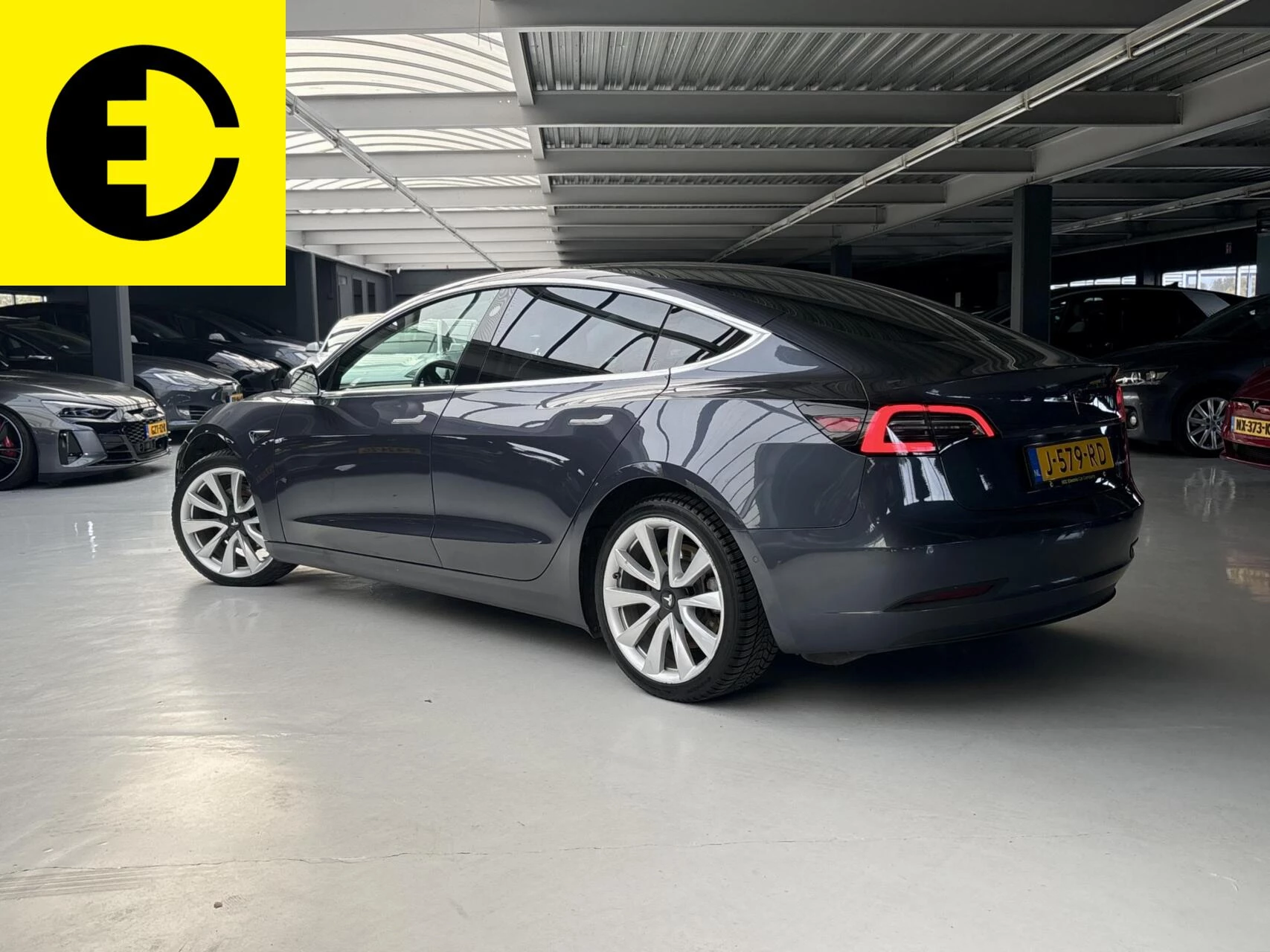 Hoofdafbeelding Tesla Model 3