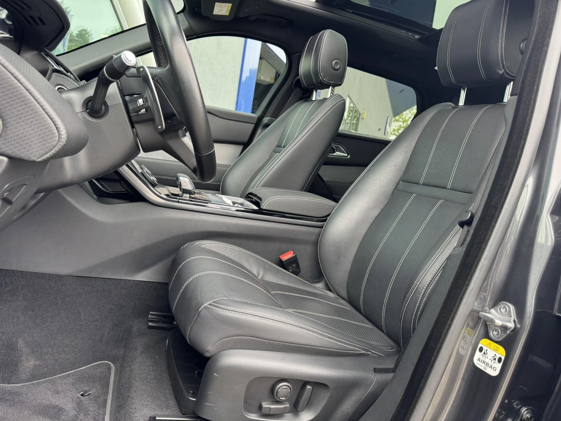 Hoofdafbeelding Land Rover Range Rover Velar