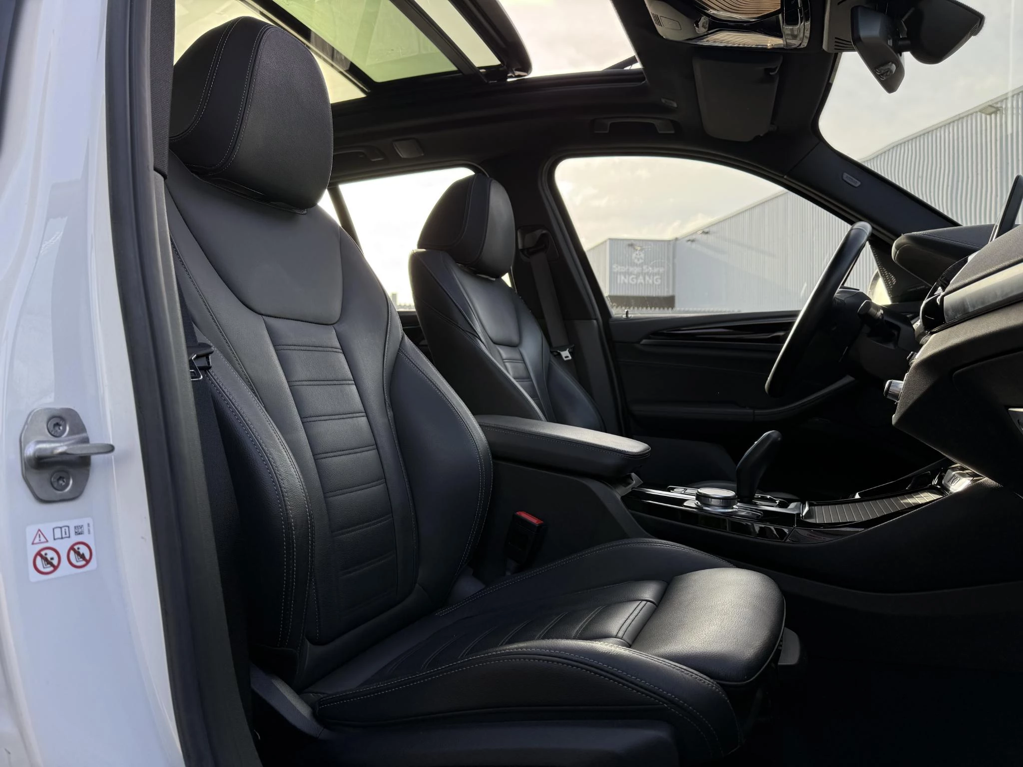 Hoofdafbeelding BMW iX3