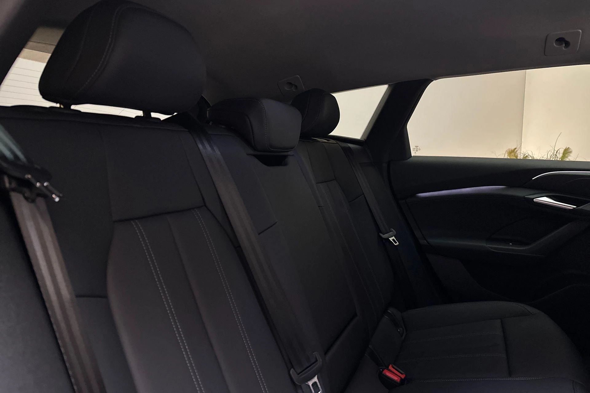 Hoofdafbeelding Audi A6 Avant e-tron