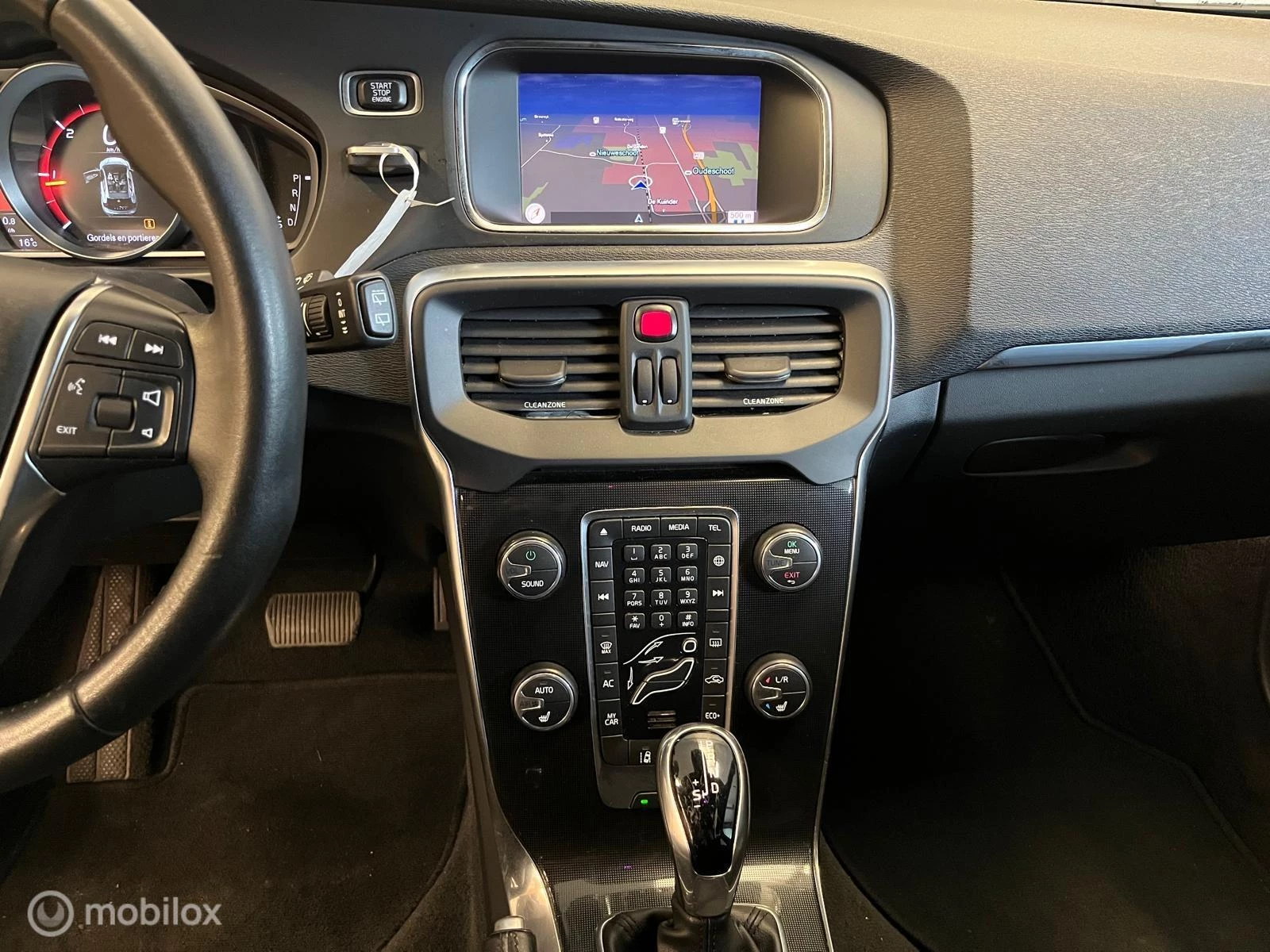 Hoofdafbeelding Volvo V40