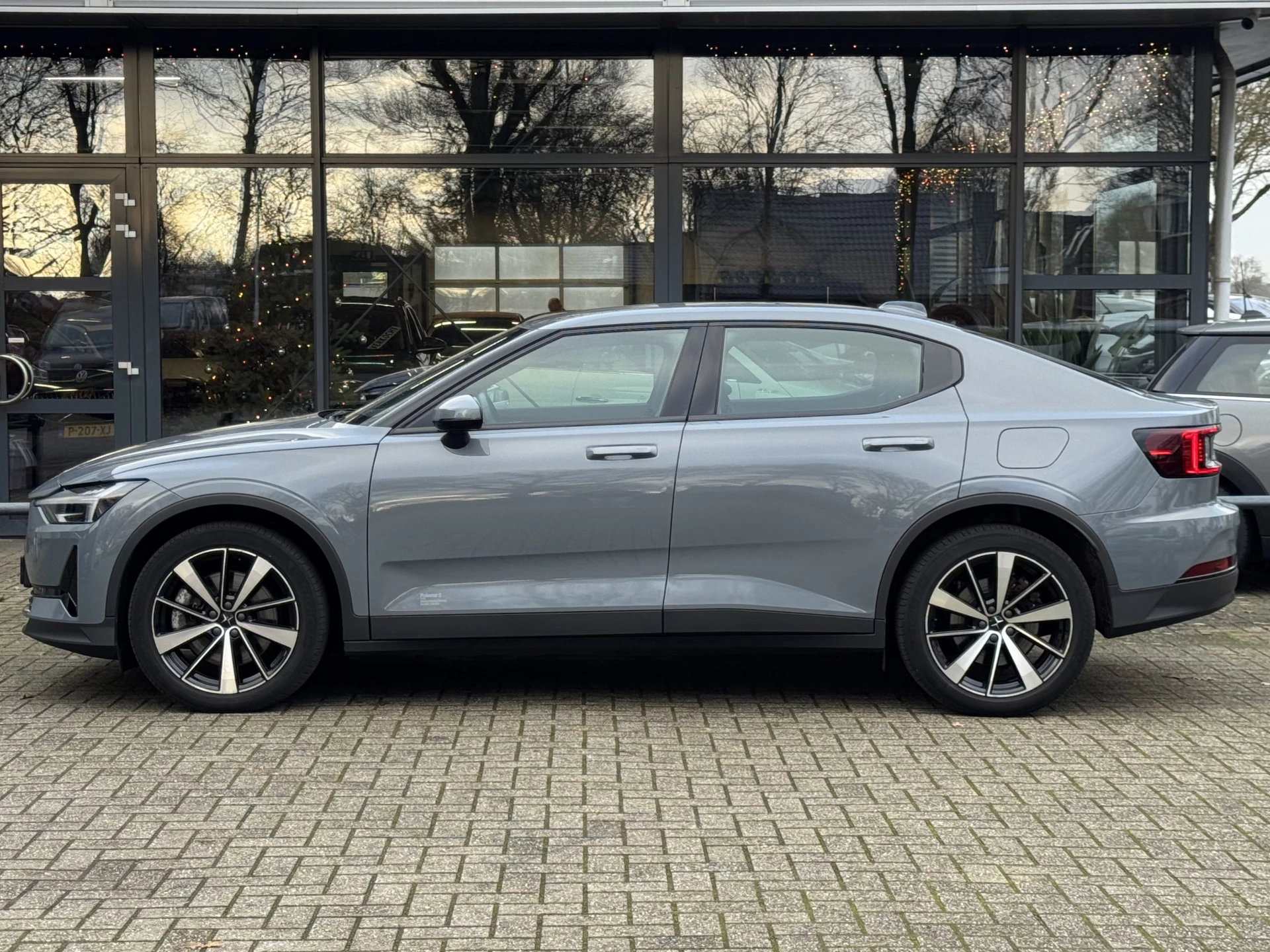 Hoofdafbeelding Polestar 2