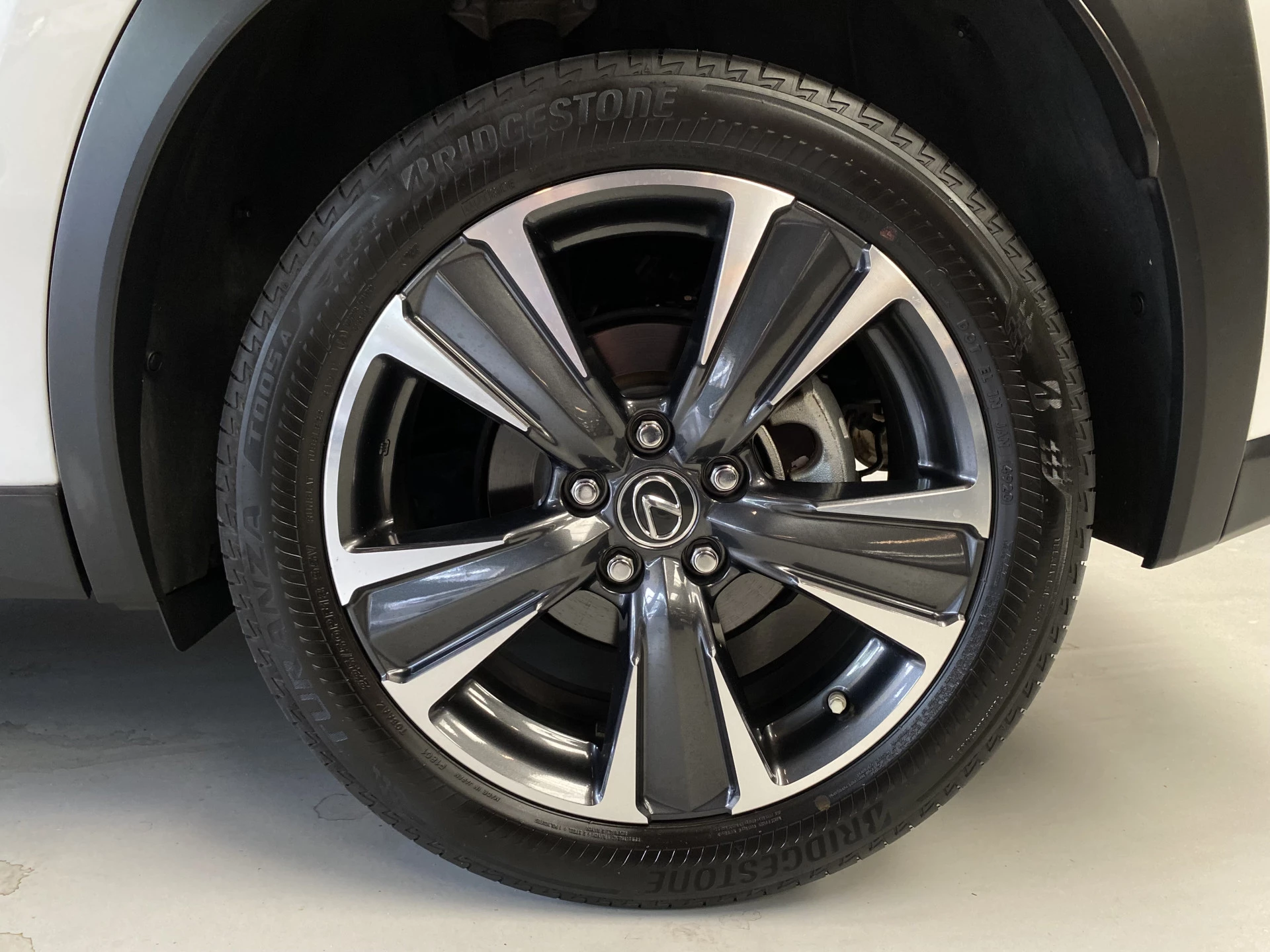 Hoofdafbeelding Lexus UX
