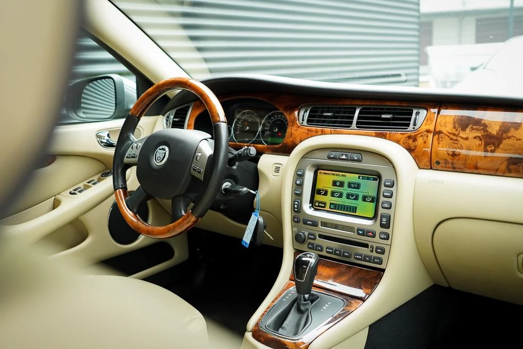 Hoofdafbeelding Jaguar X-Type