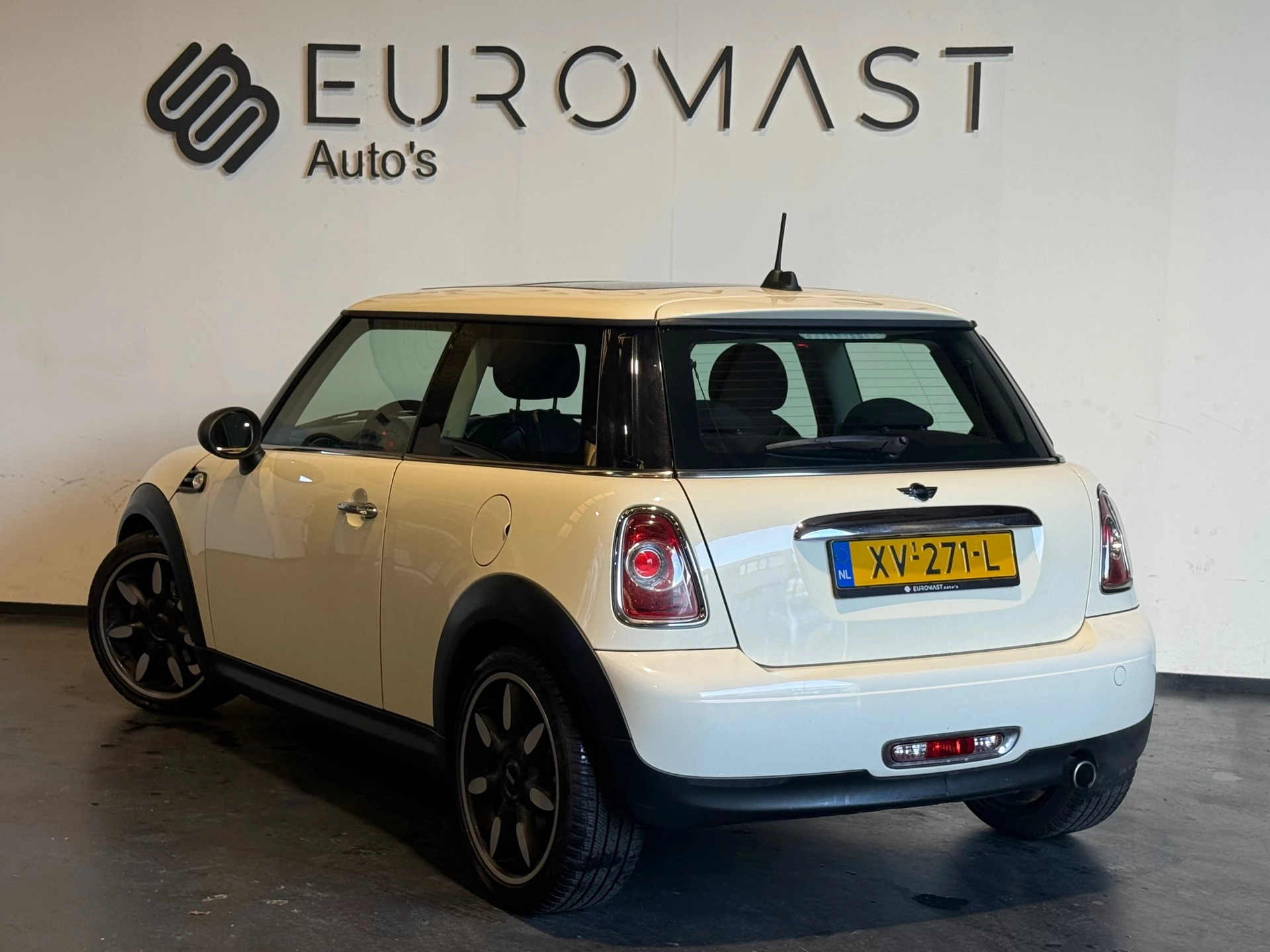 Hoofdafbeelding MINI One