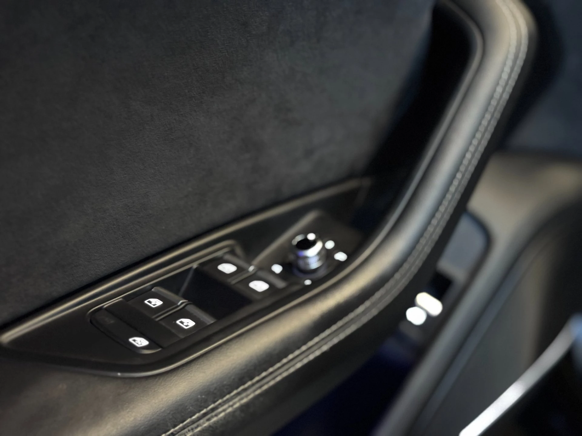 Hoofdafbeelding Audi S4