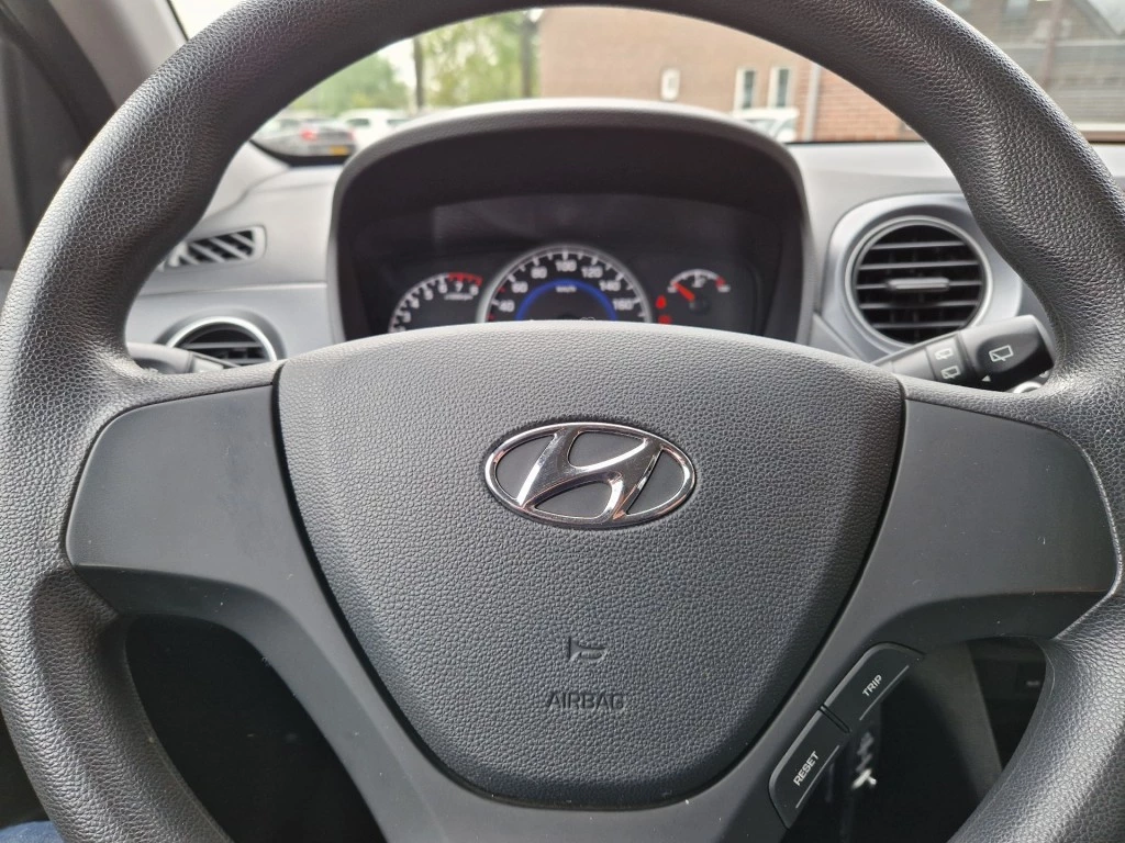 Hoofdafbeelding Hyundai i10