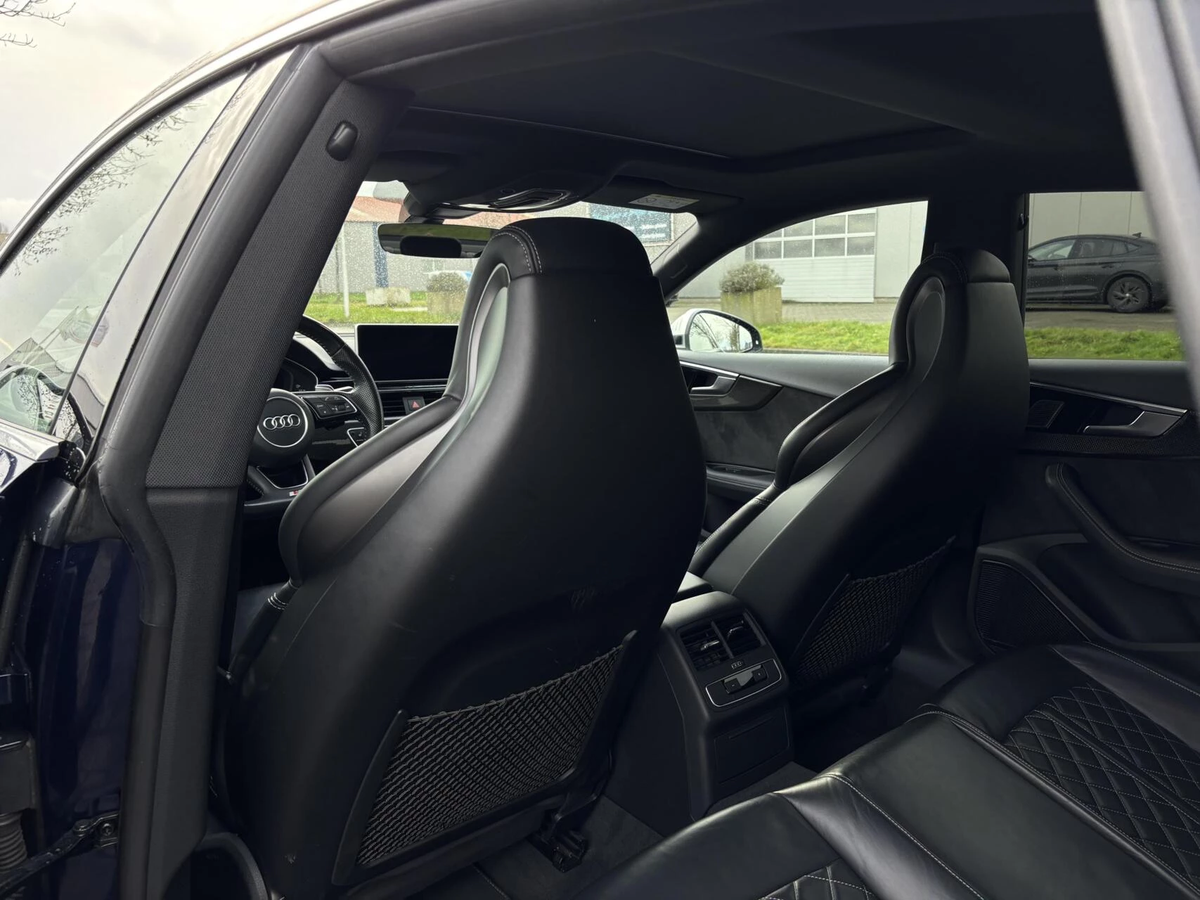 Hoofdafbeelding Audi S5