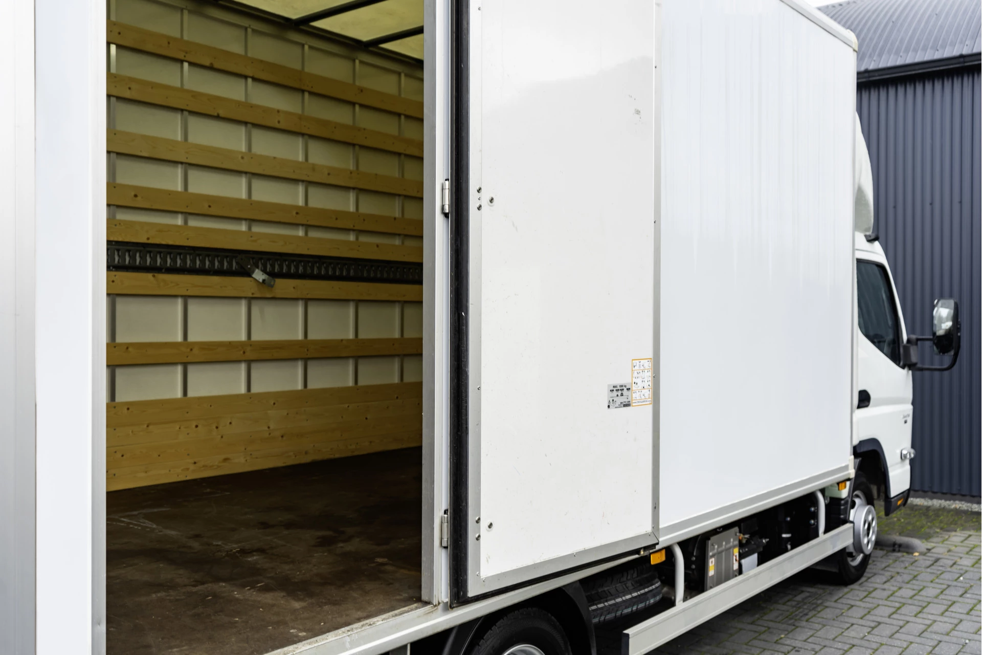 Hoofdafbeelding FUSO Canter