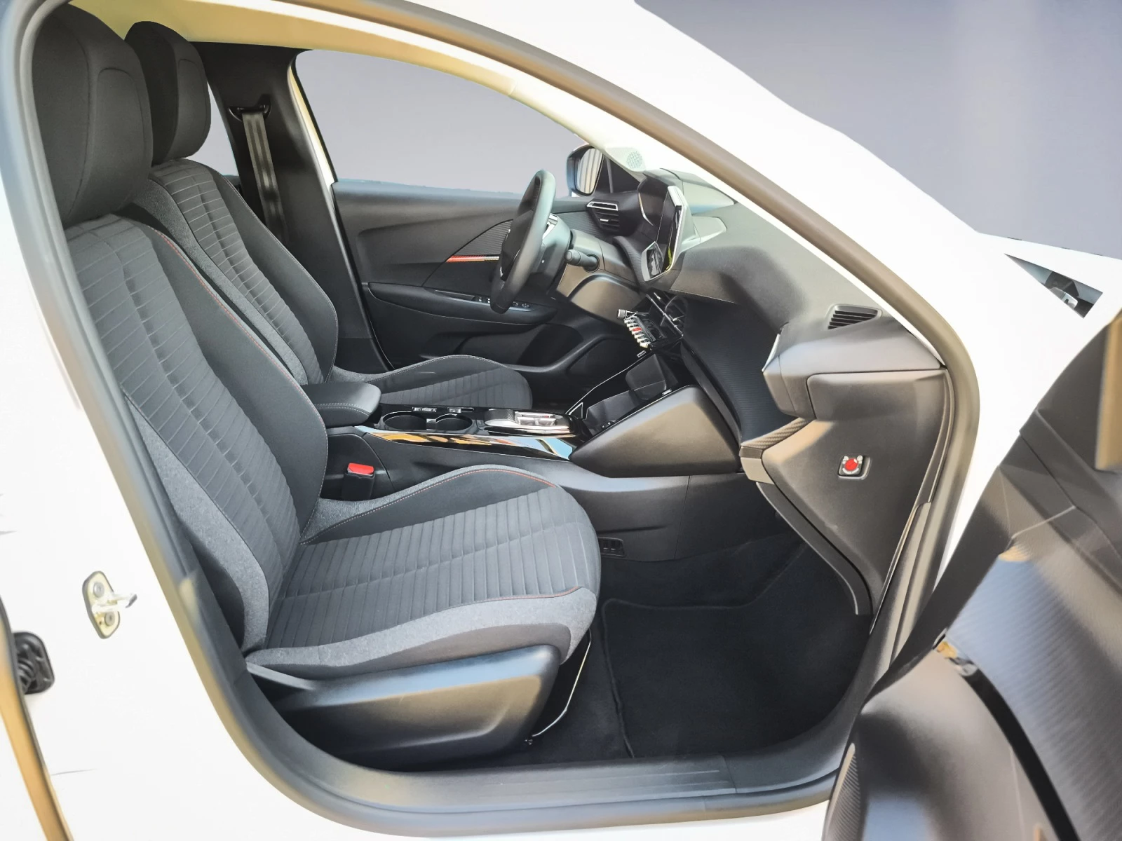 Hoofdafbeelding Peugeot e-208