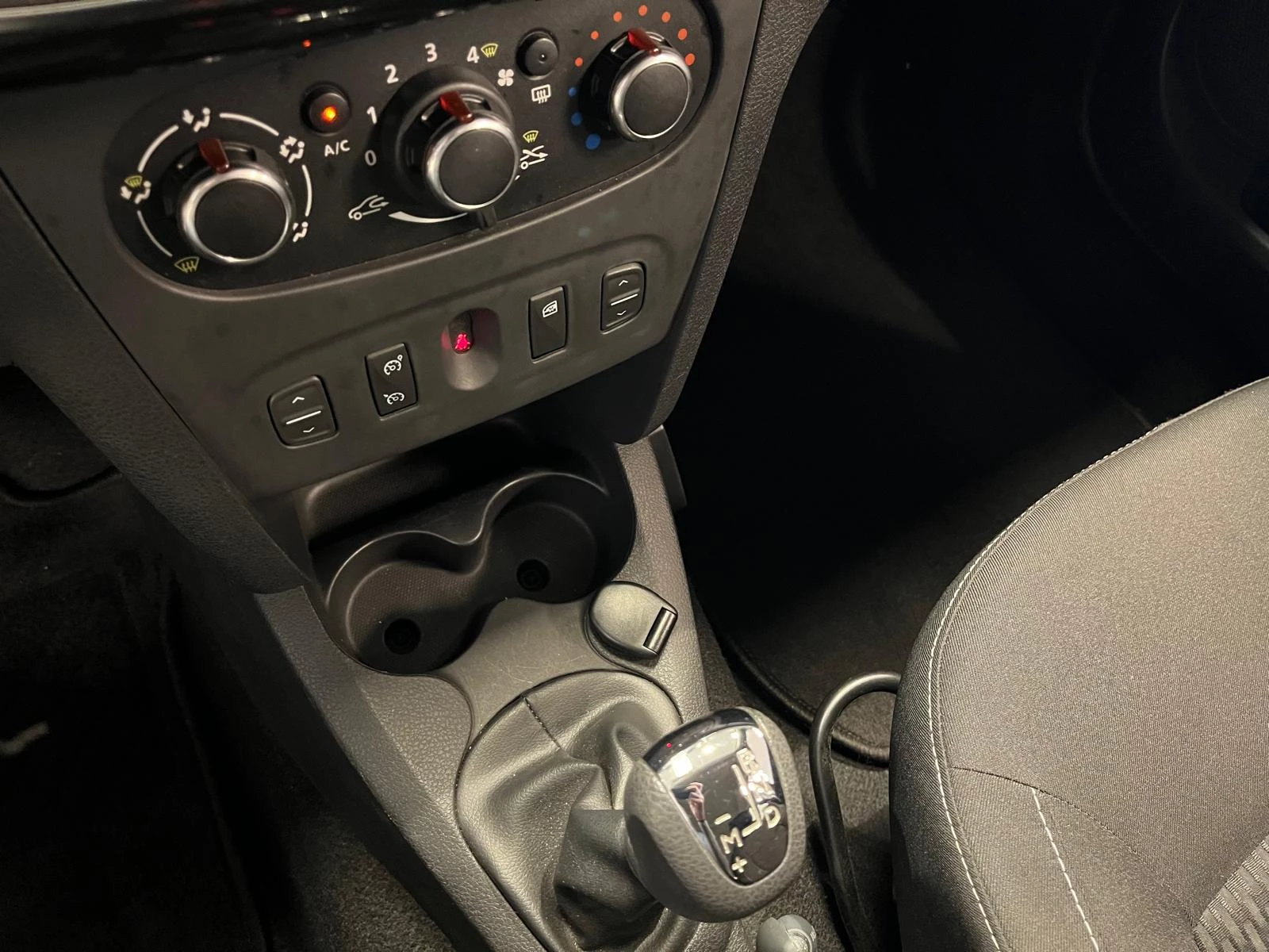 Hoofdafbeelding Dacia Logan