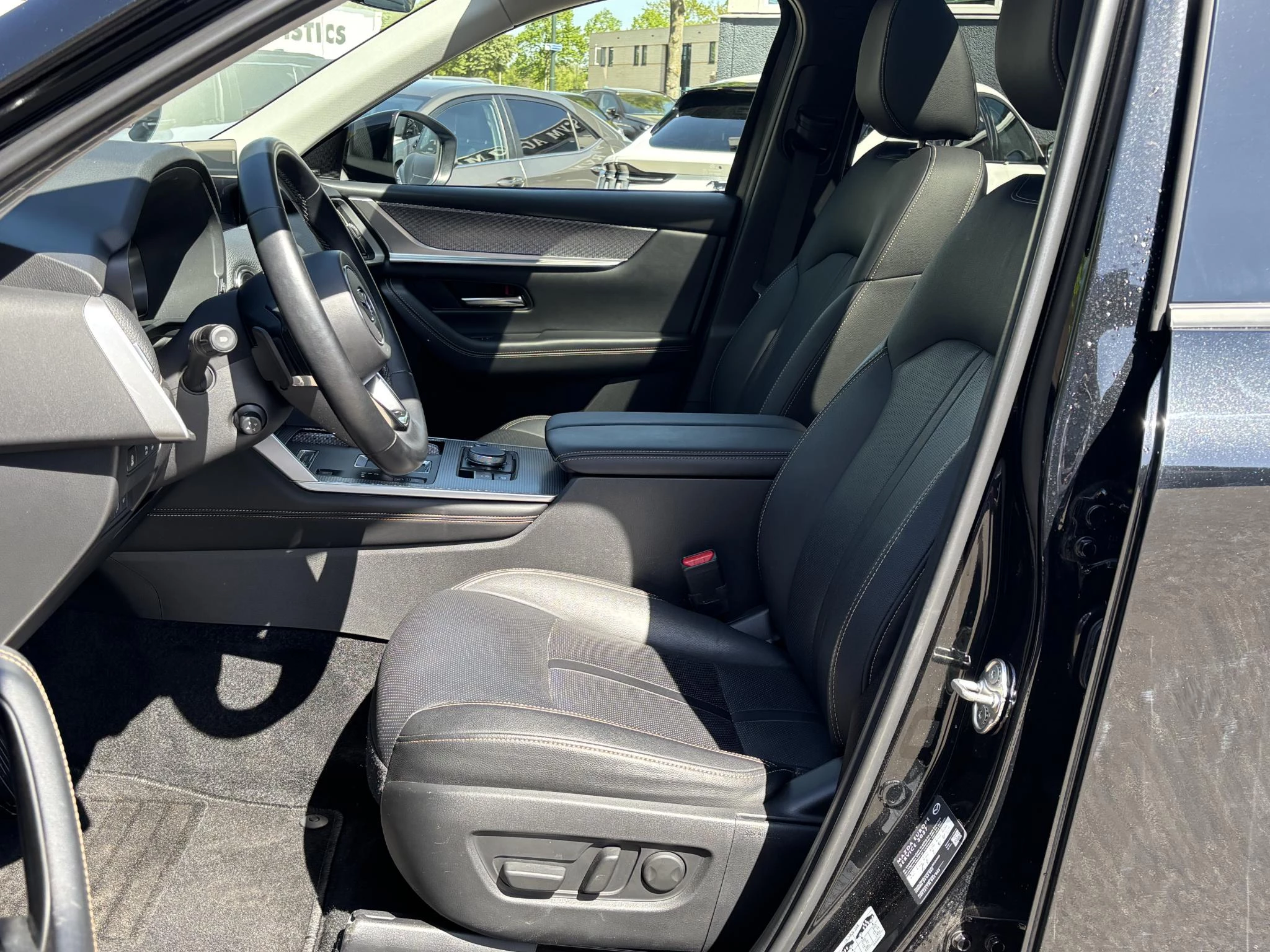 Hoofdafbeelding Mazda CX-60