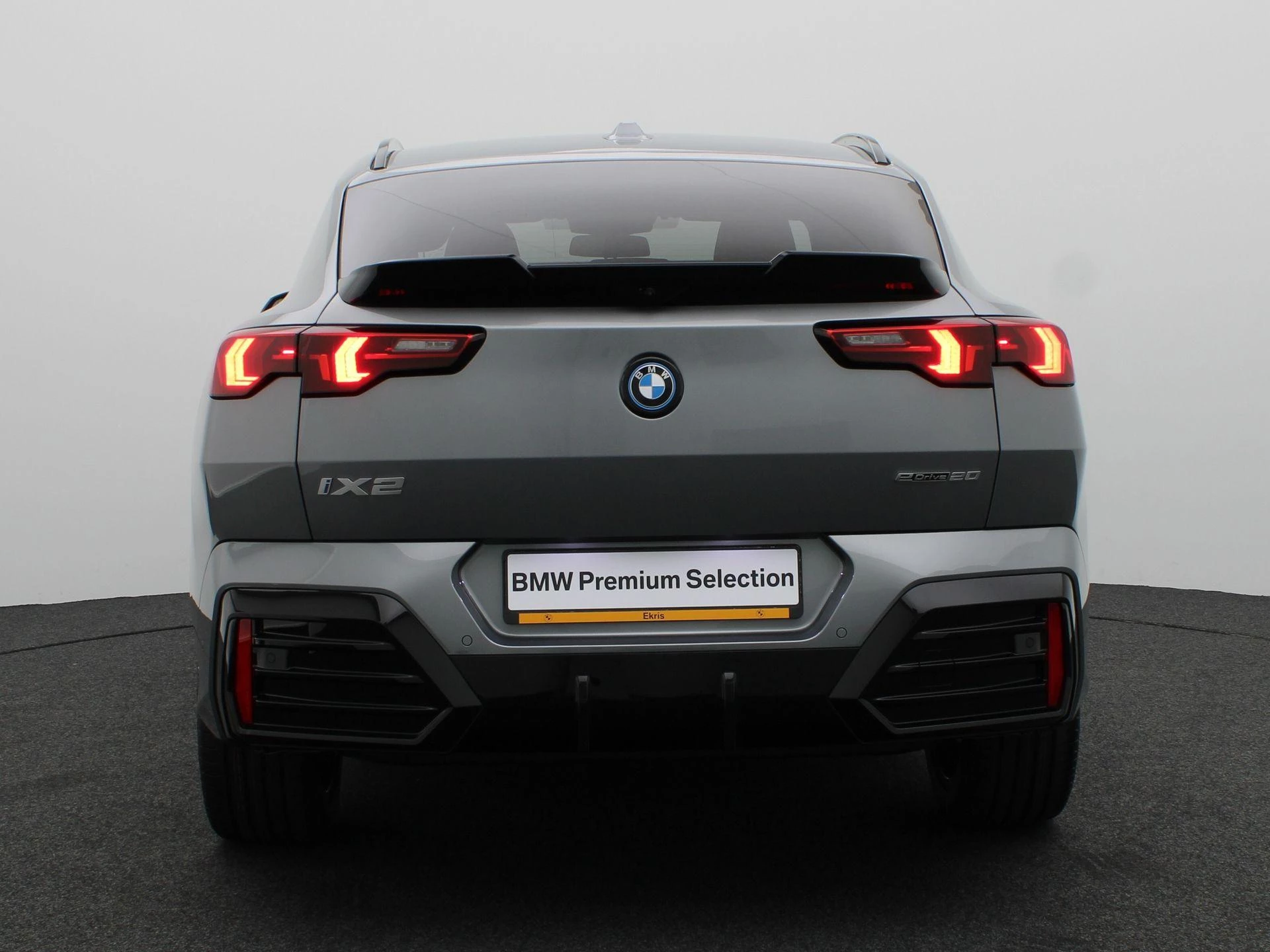 Hoofdafbeelding BMW iX2
