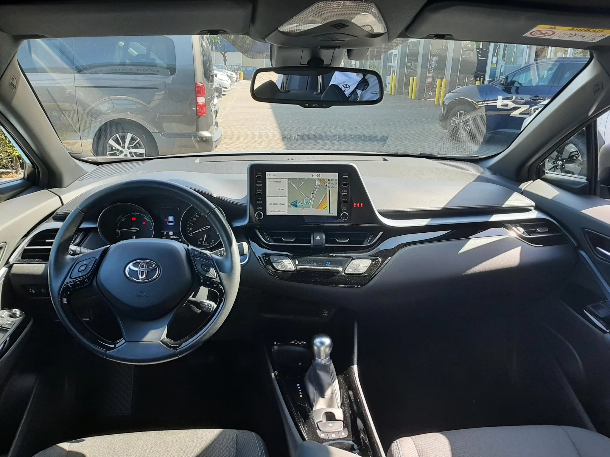 Hoofdafbeelding Toyota C-HR