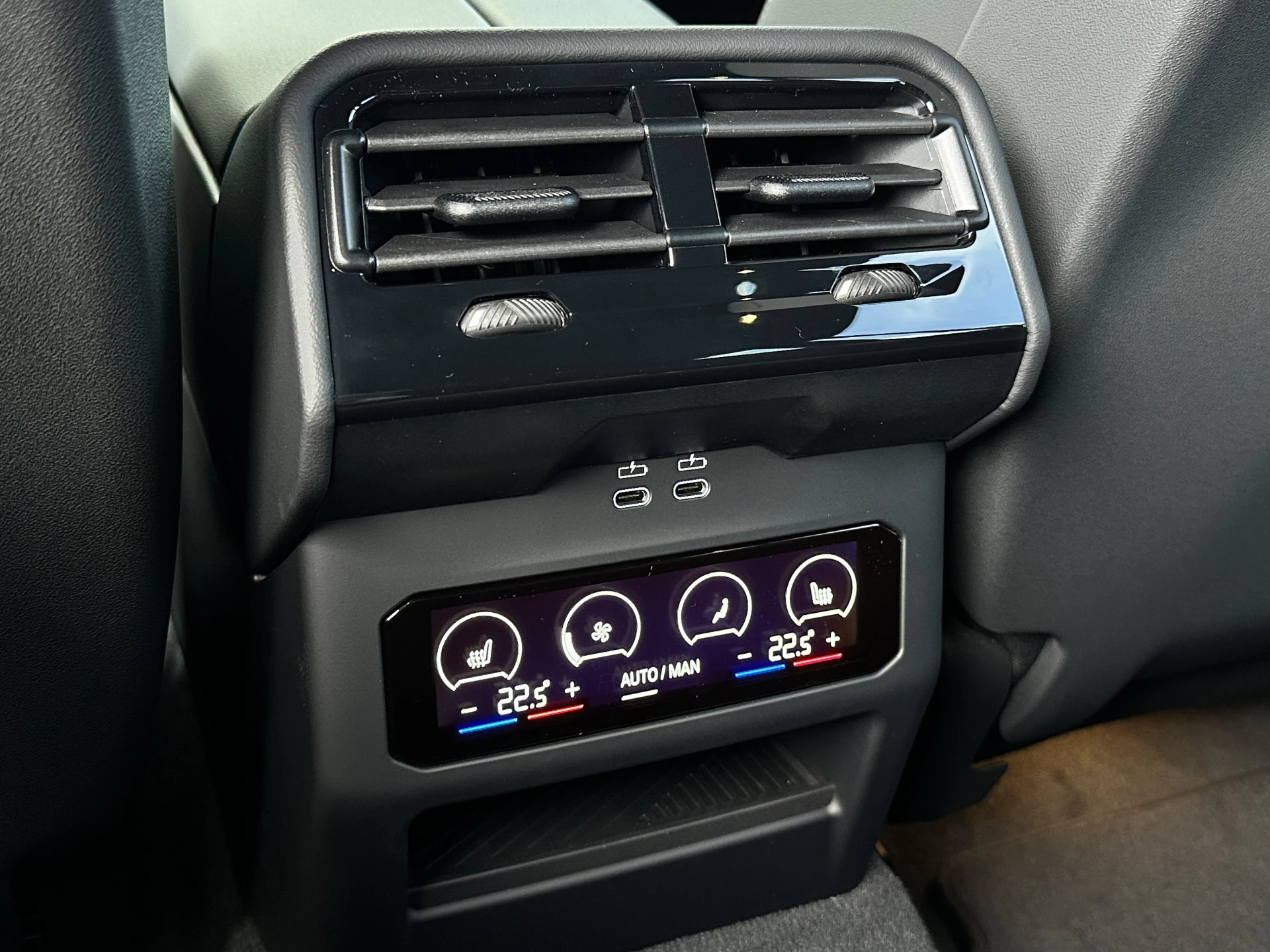 Hoofdafbeelding BMW i5