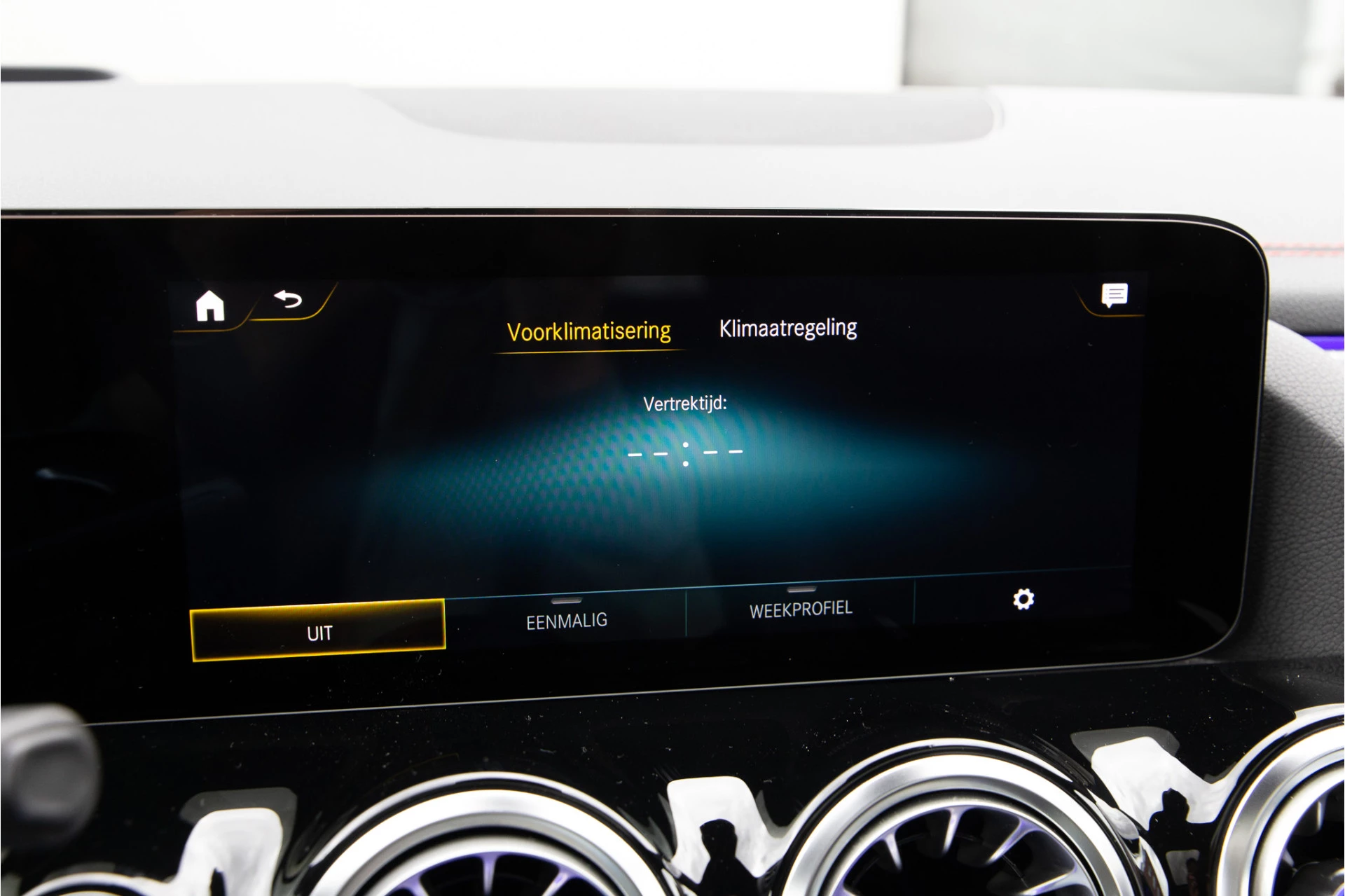 Hoofdafbeelding Mercedes-Benz EQA